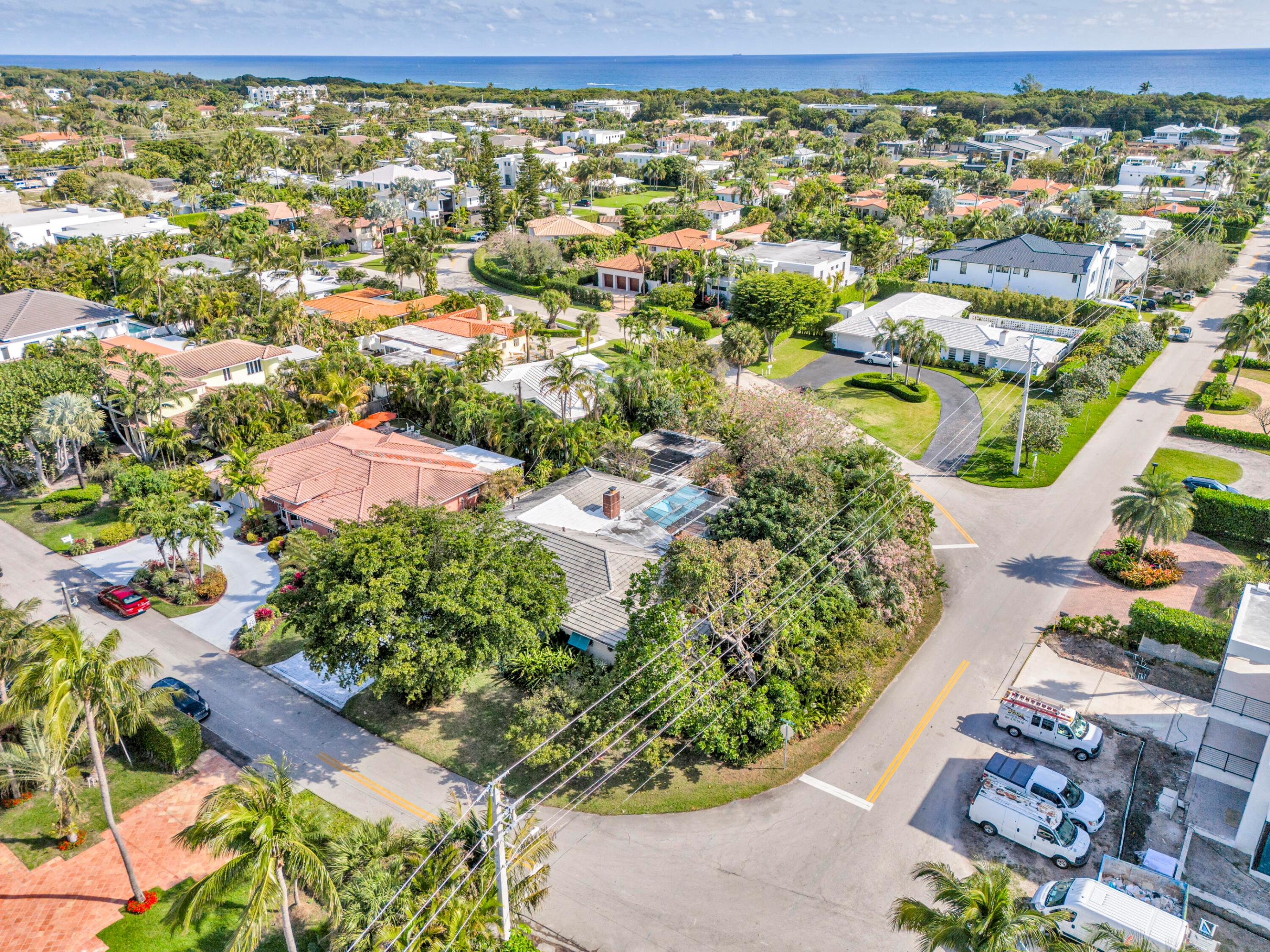 100 NE Spanish Trail