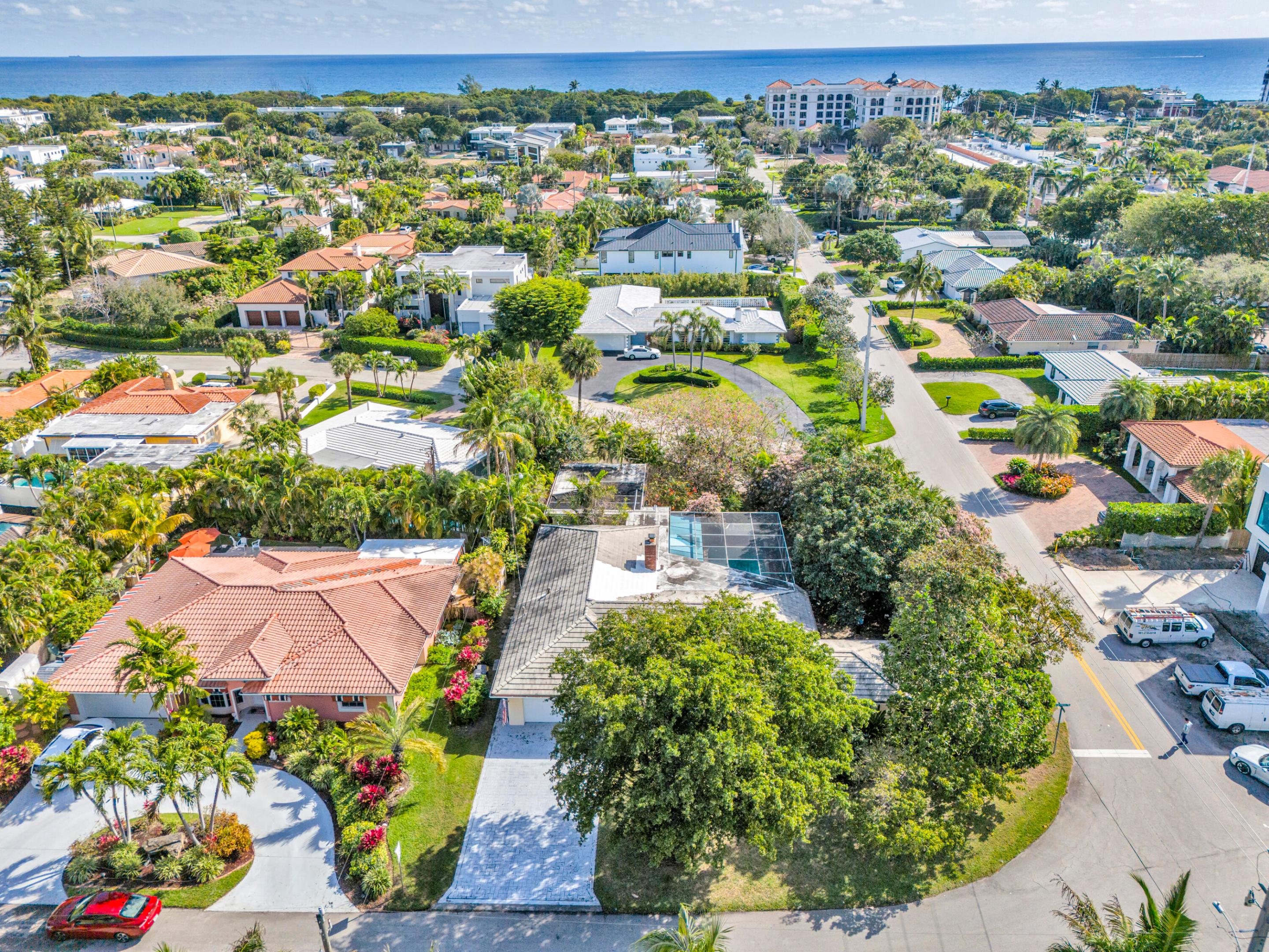 100 NE Spanish Trail