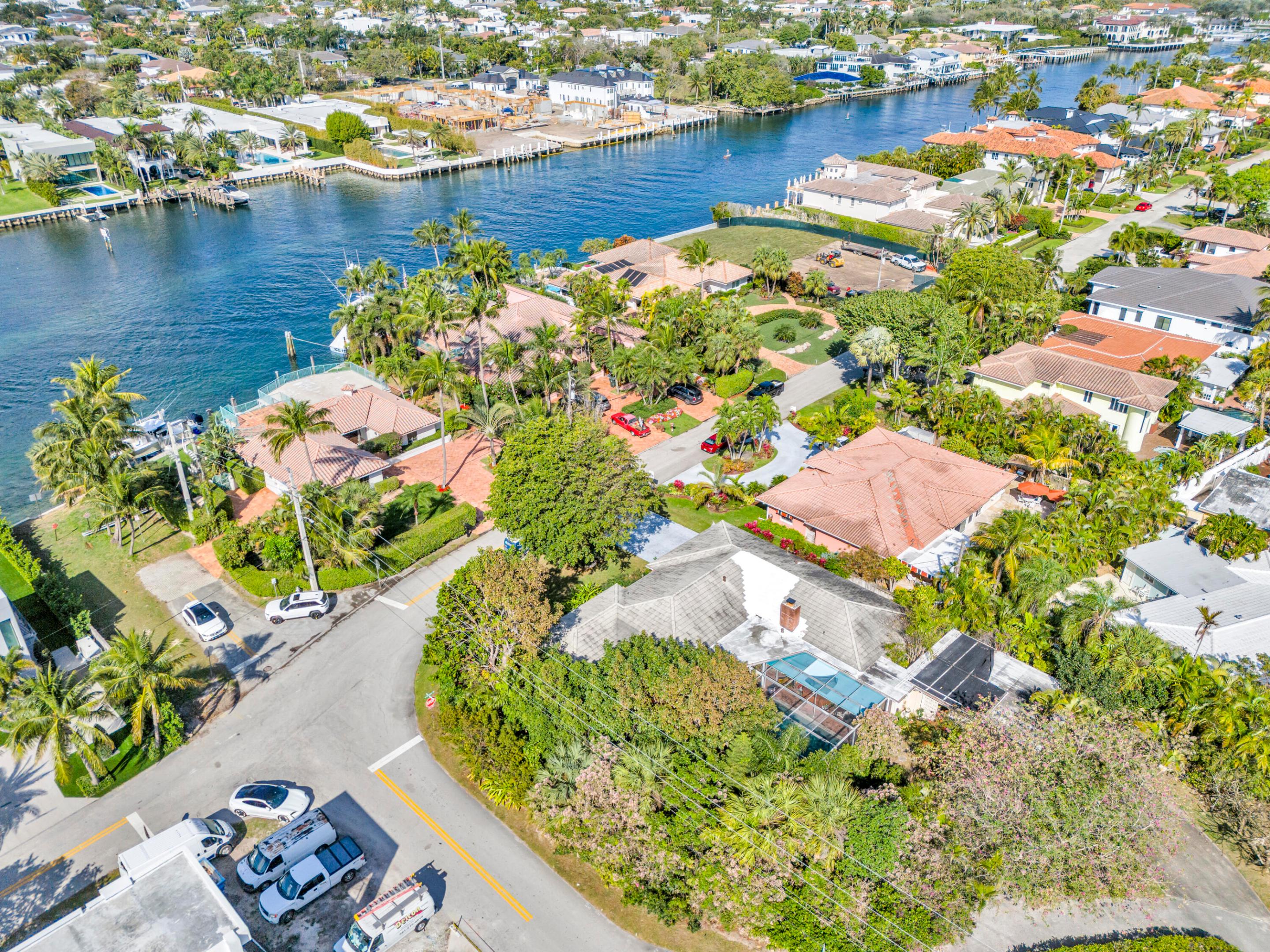 100 NE Spanish Trail