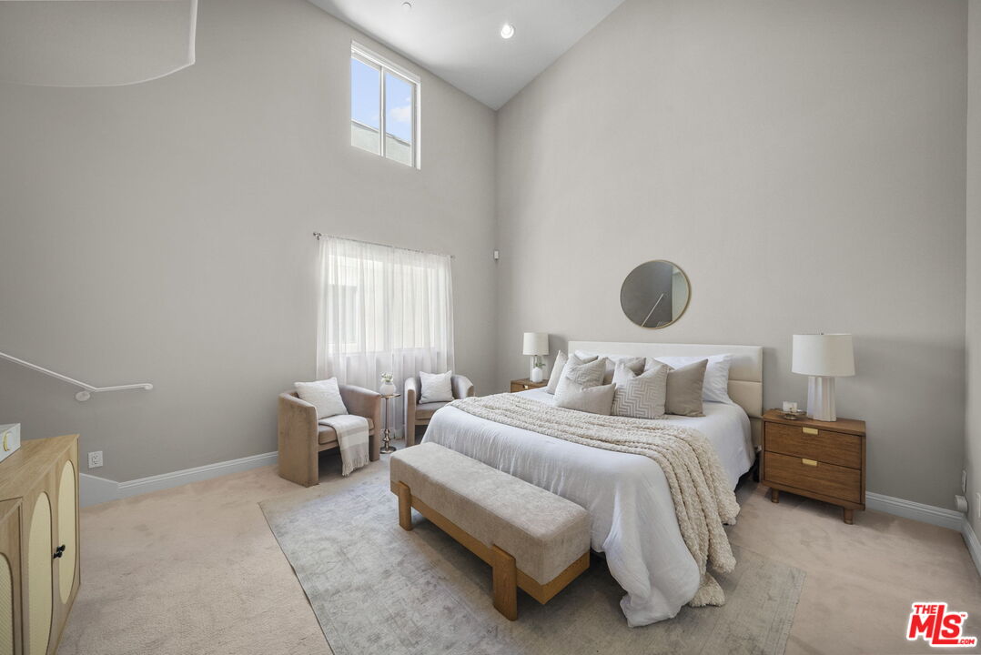 5727 Camellia Ave Unit: 108