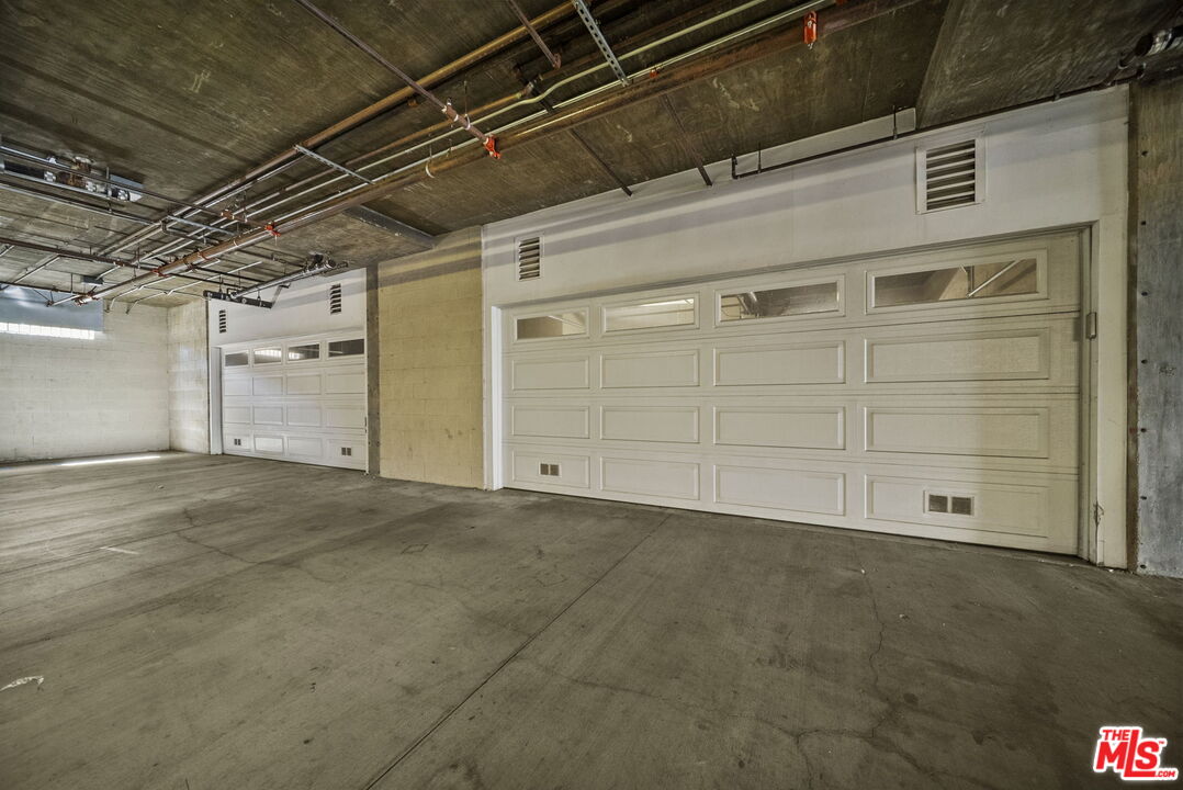 5727 Camellia Ave Unit: 108