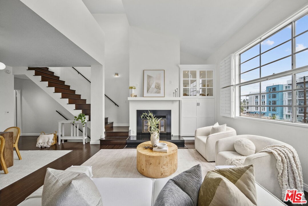 12515 Pacific Ave Unit: 208