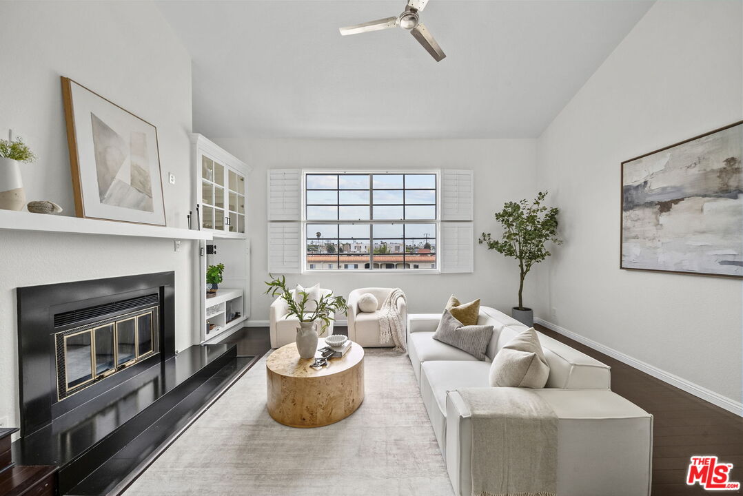 12515 Pacific Ave Unit: 208