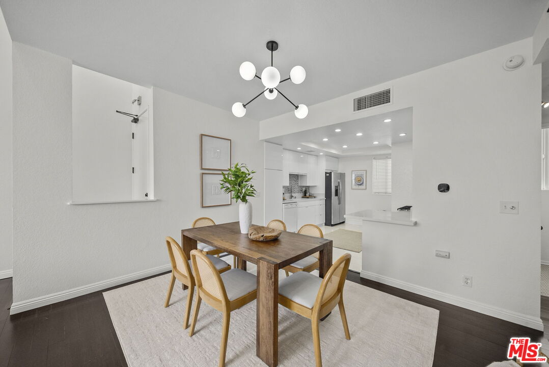 12515 Pacific Ave Unit: 208