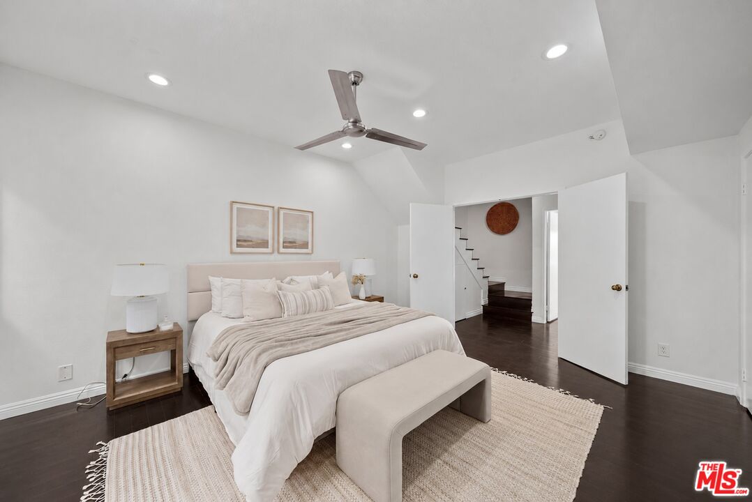 12515 Pacific Ave Unit: 208