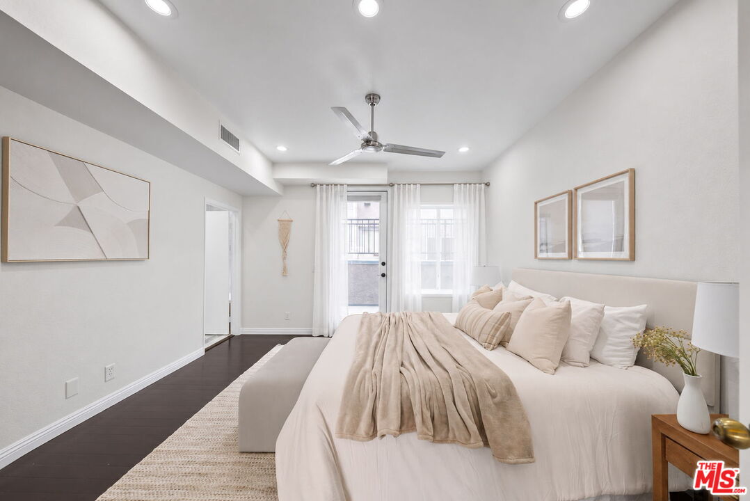 12515 Pacific Ave Unit: 208