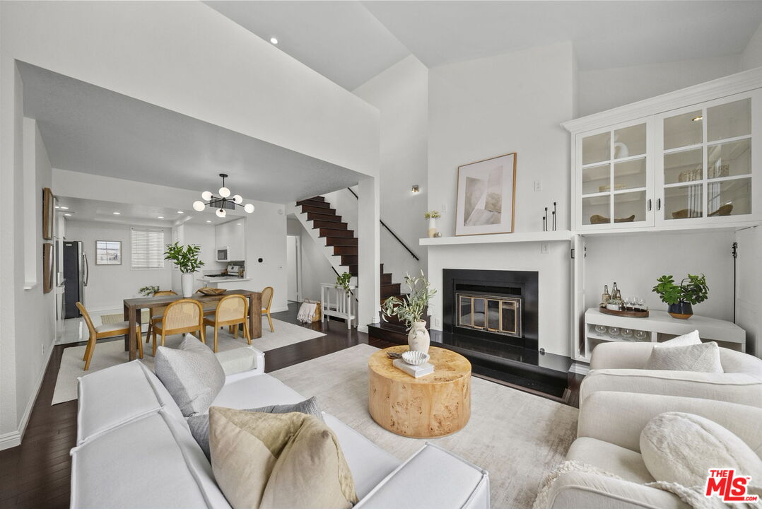 12515 Pacific Ave Unit: 208