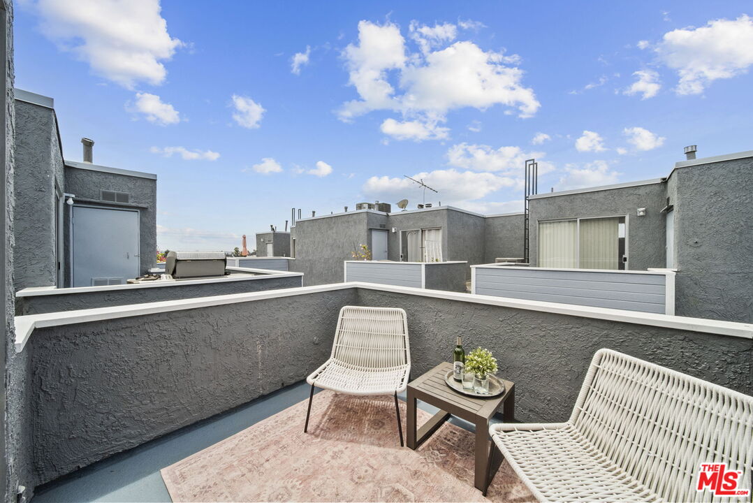 12515 Pacific Ave Unit: 208