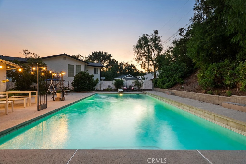 23513 Schoenborn Street