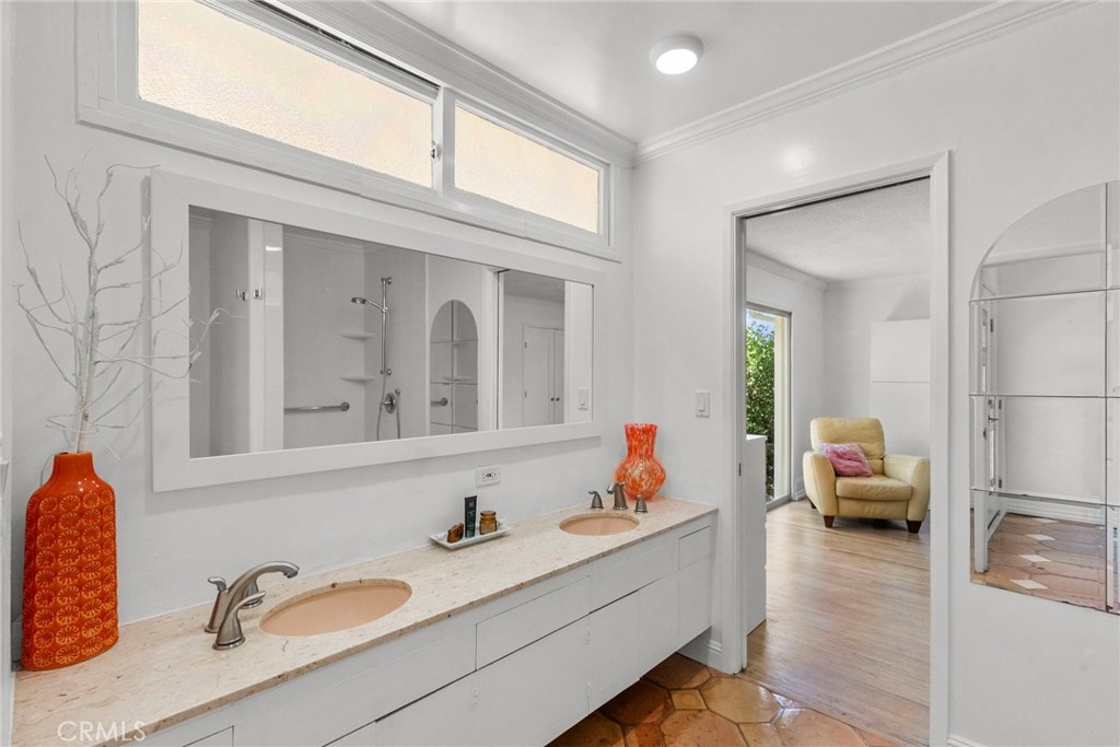 23513 Schoenborn Street