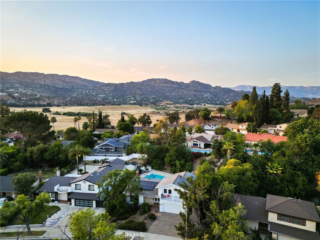 23513 Schoenborn Street