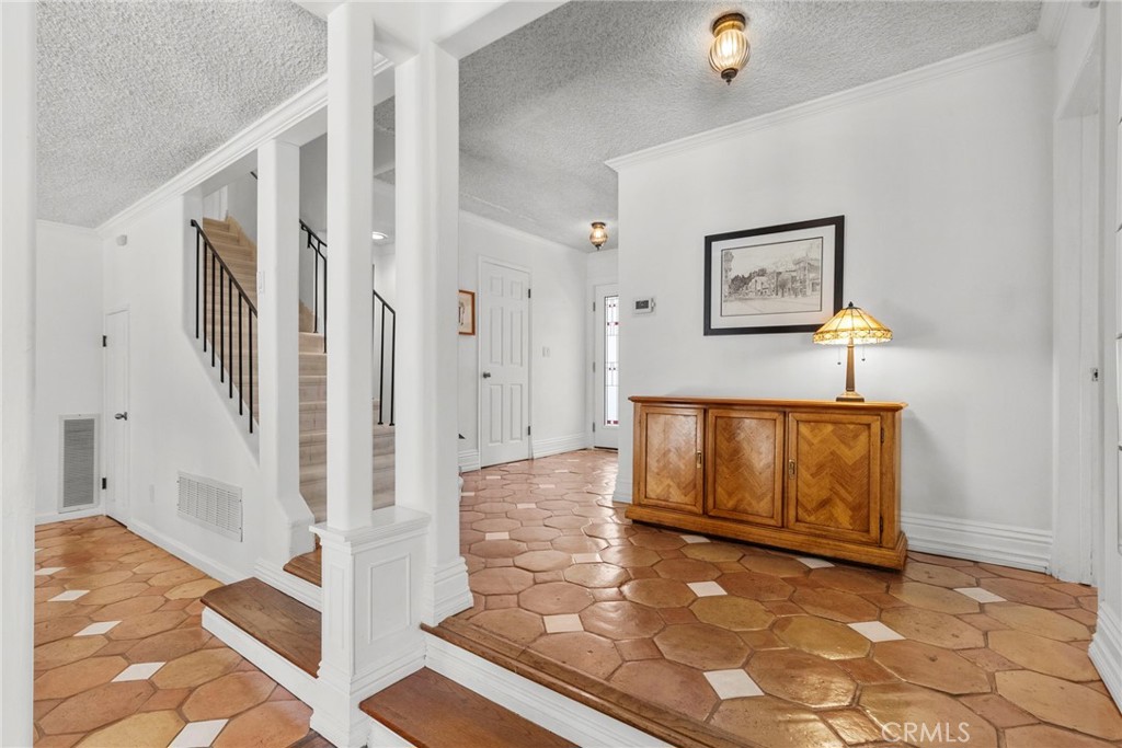 23513 Schoenborn Street