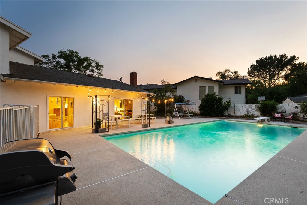 23513 Schoenborn Street