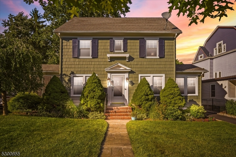217 Linden Ave
