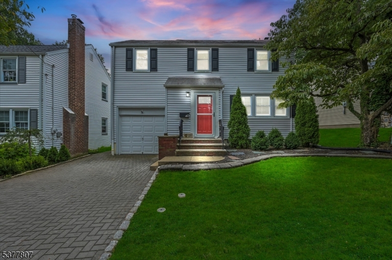 40 Eaton Pl