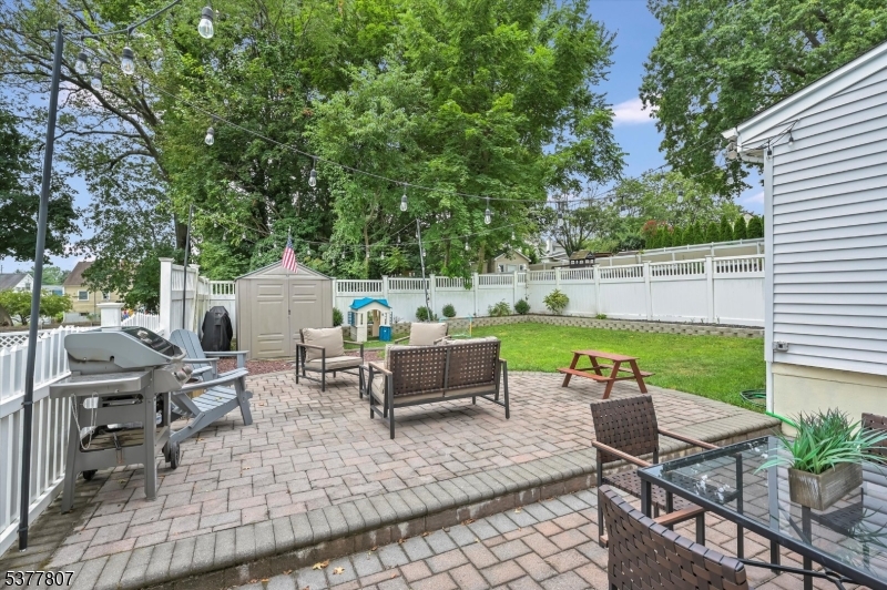 40 Eaton Pl
