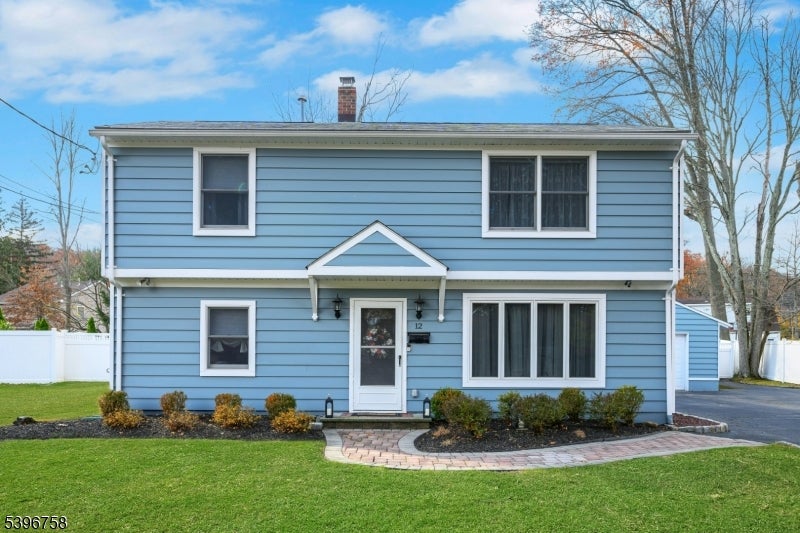12 Bergen Dr