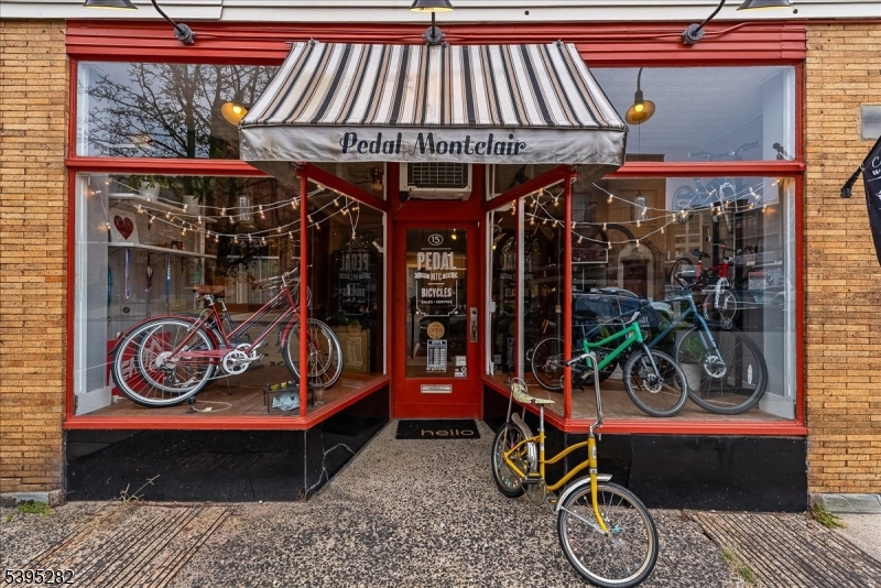 15 Midland Ave
