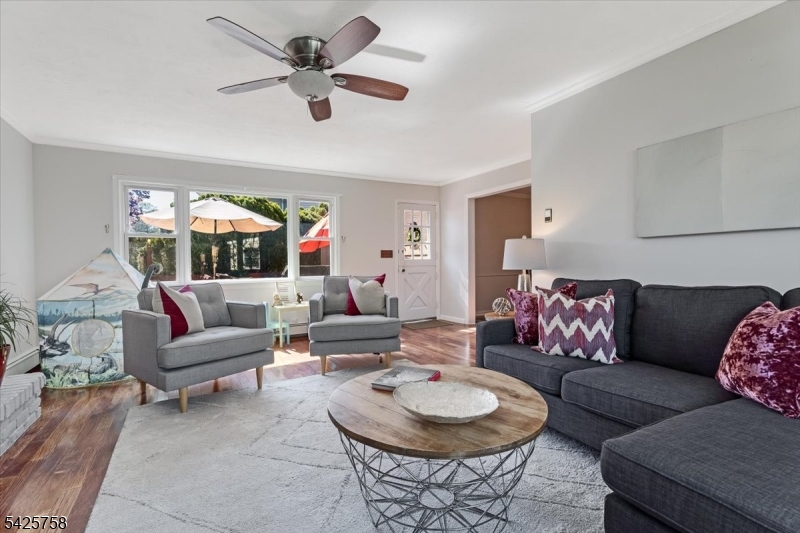 20 Remington Rd