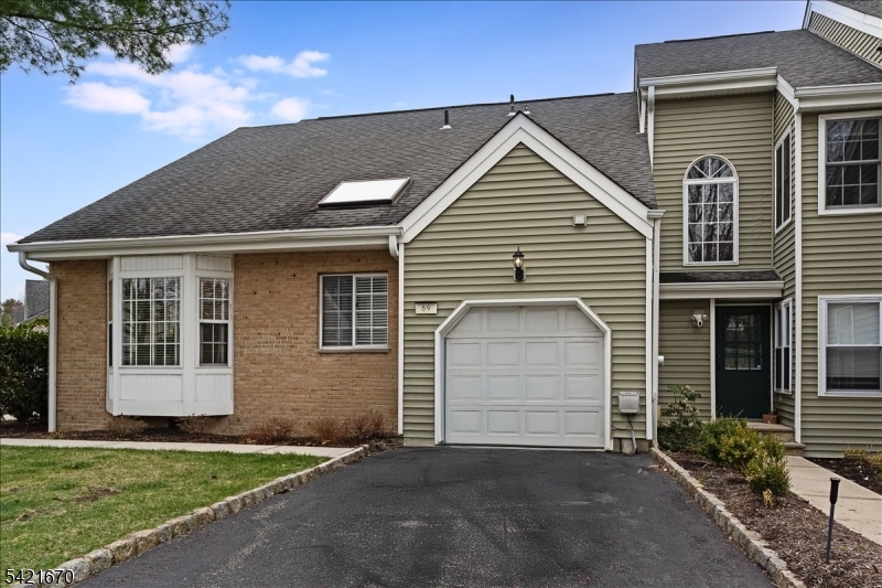 89 Leonardo Ct