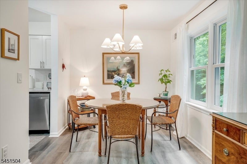 34 Loantaka Way K