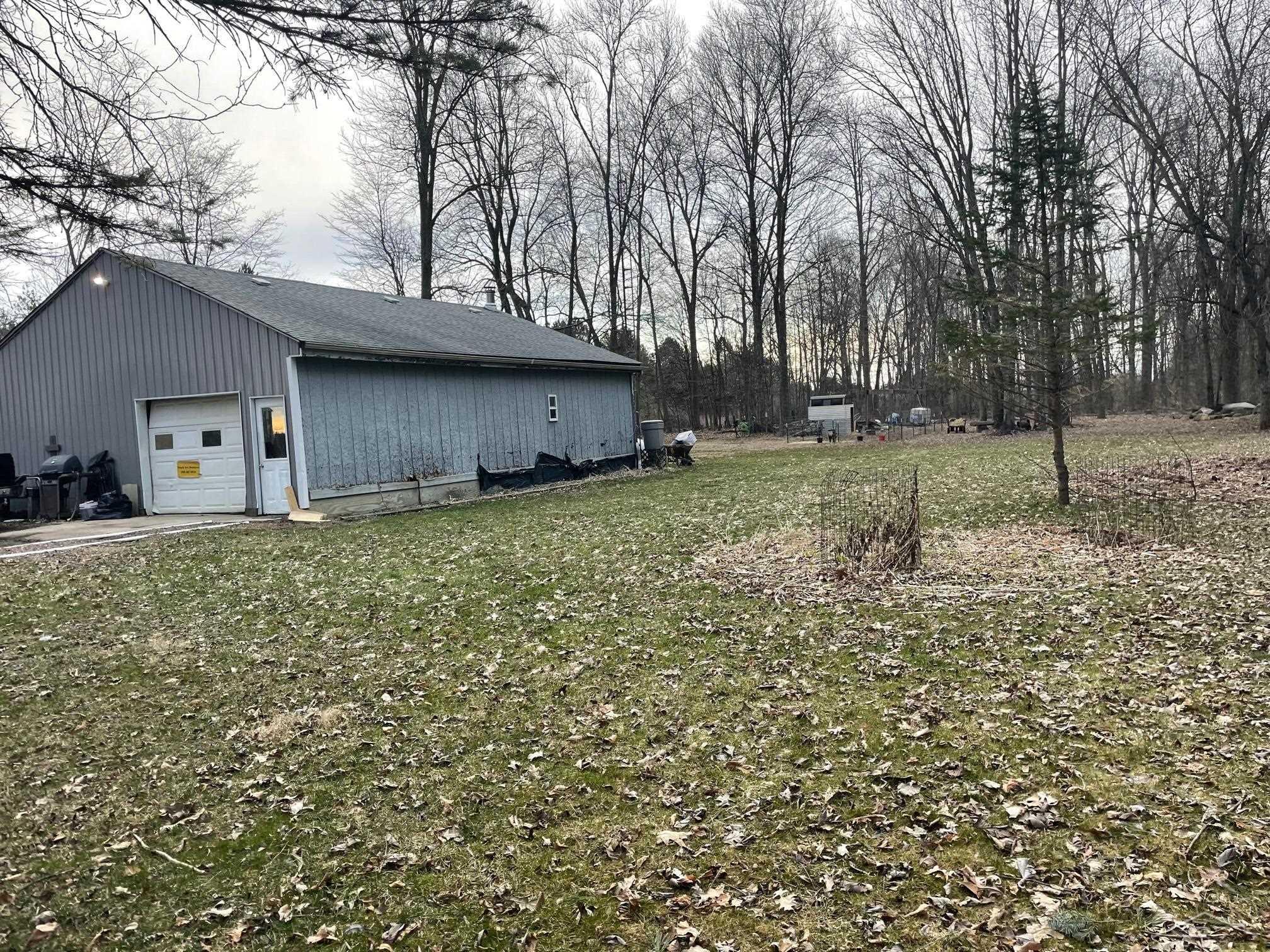 295 W Burns Line Rd