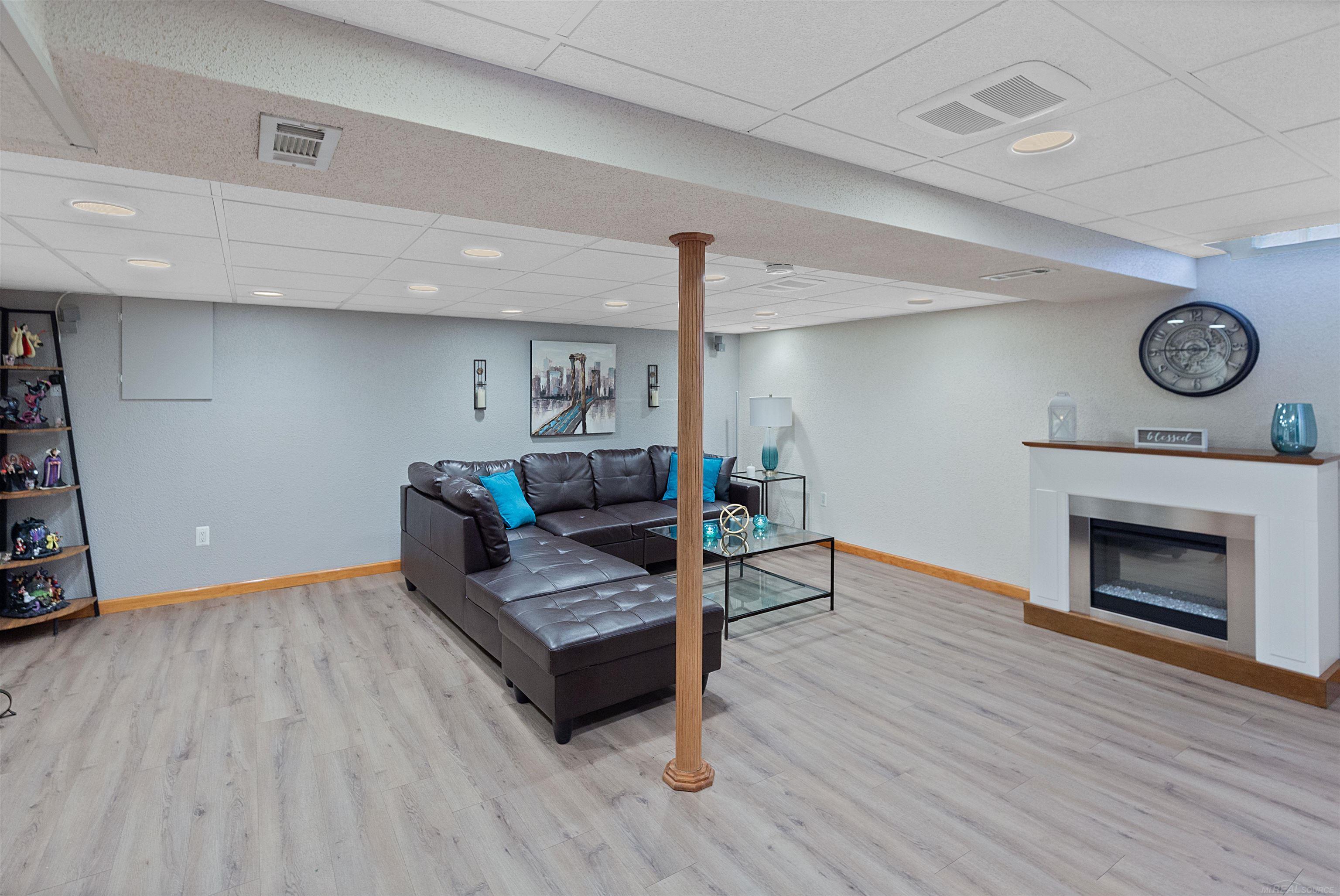 13310 Winona Drive