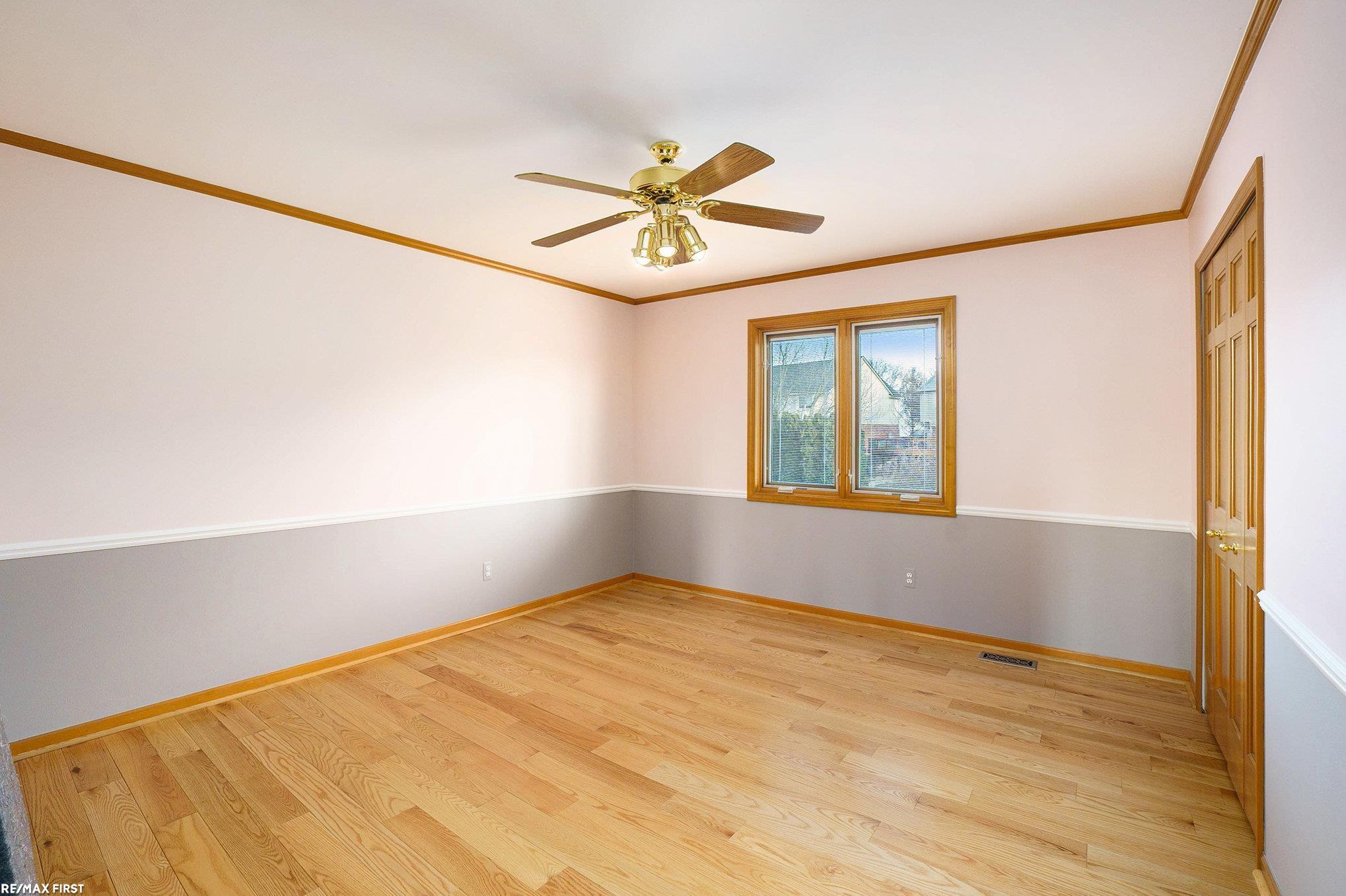54310 Ridgeview Drive
