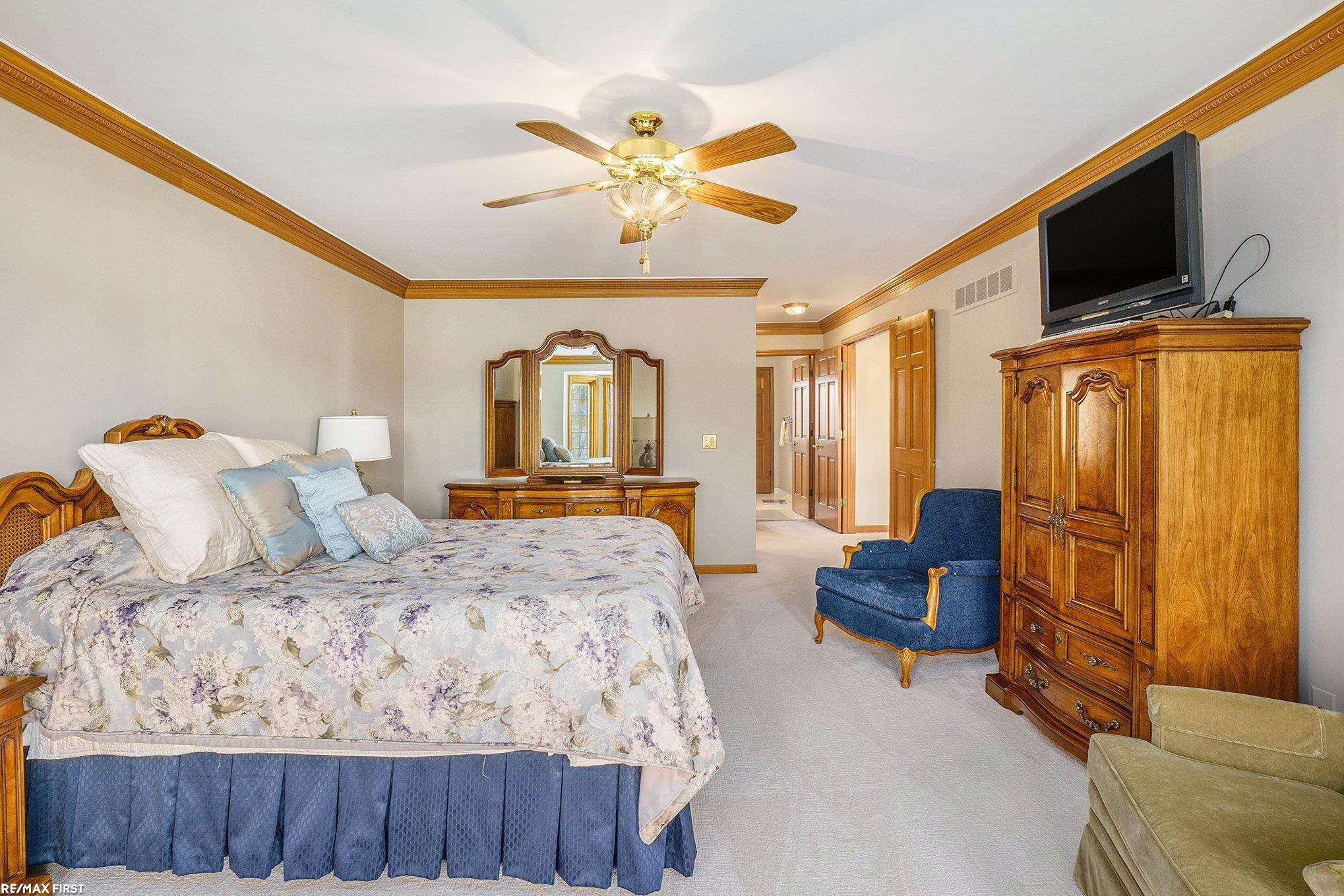 54310 Ridgeview Drive