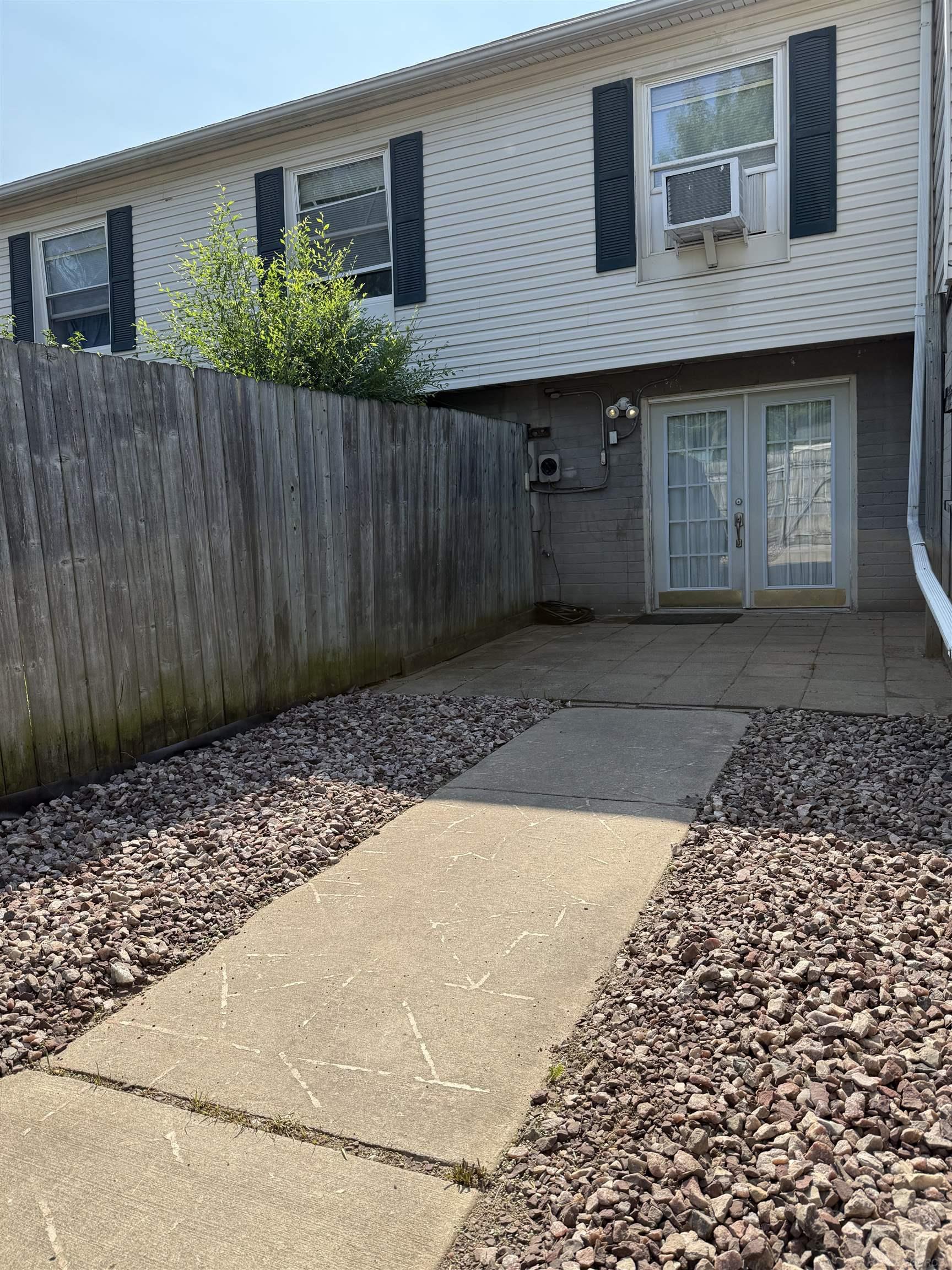 109 Floral Avenue