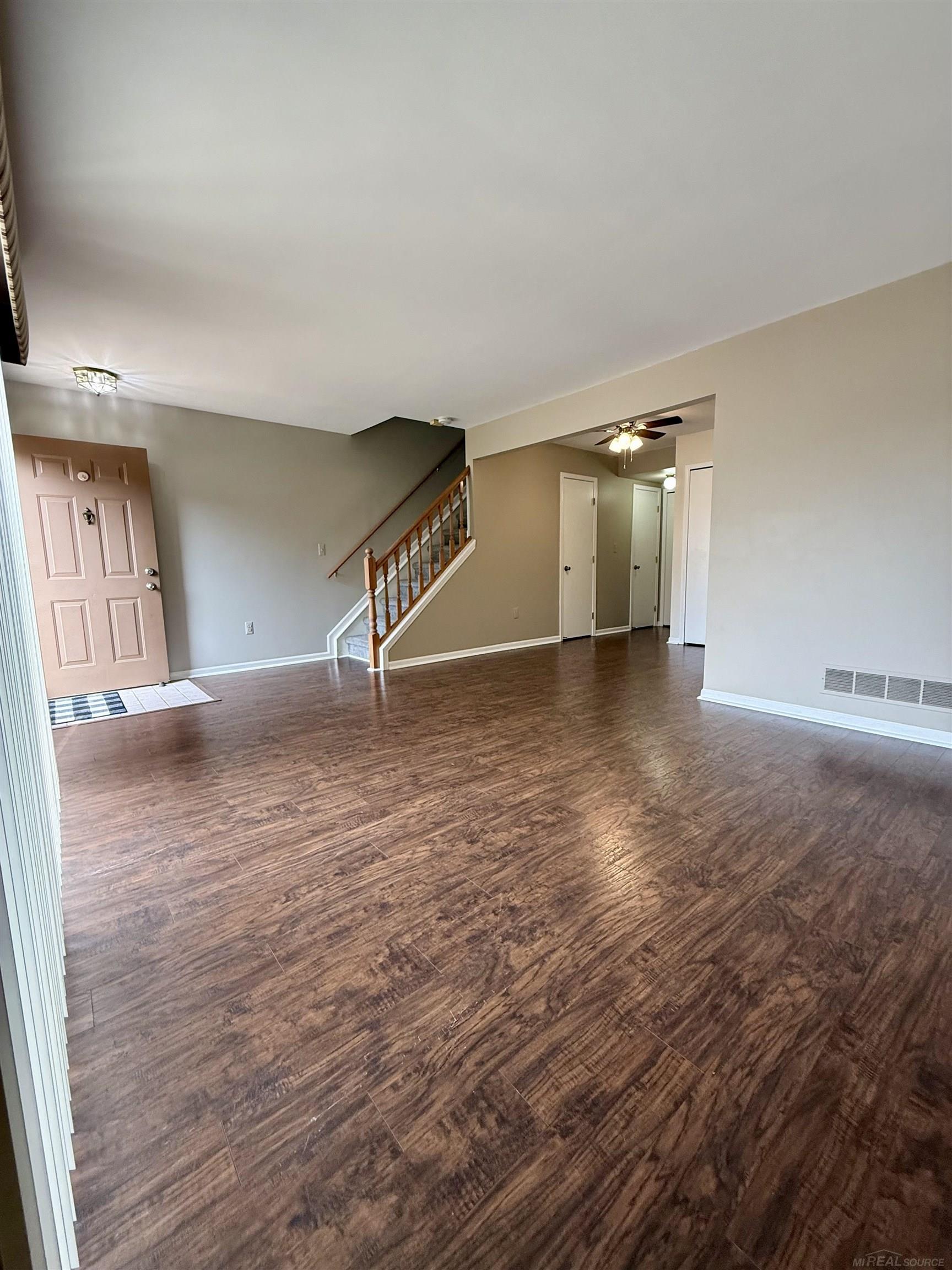 50451 Bay Run North Street # 54