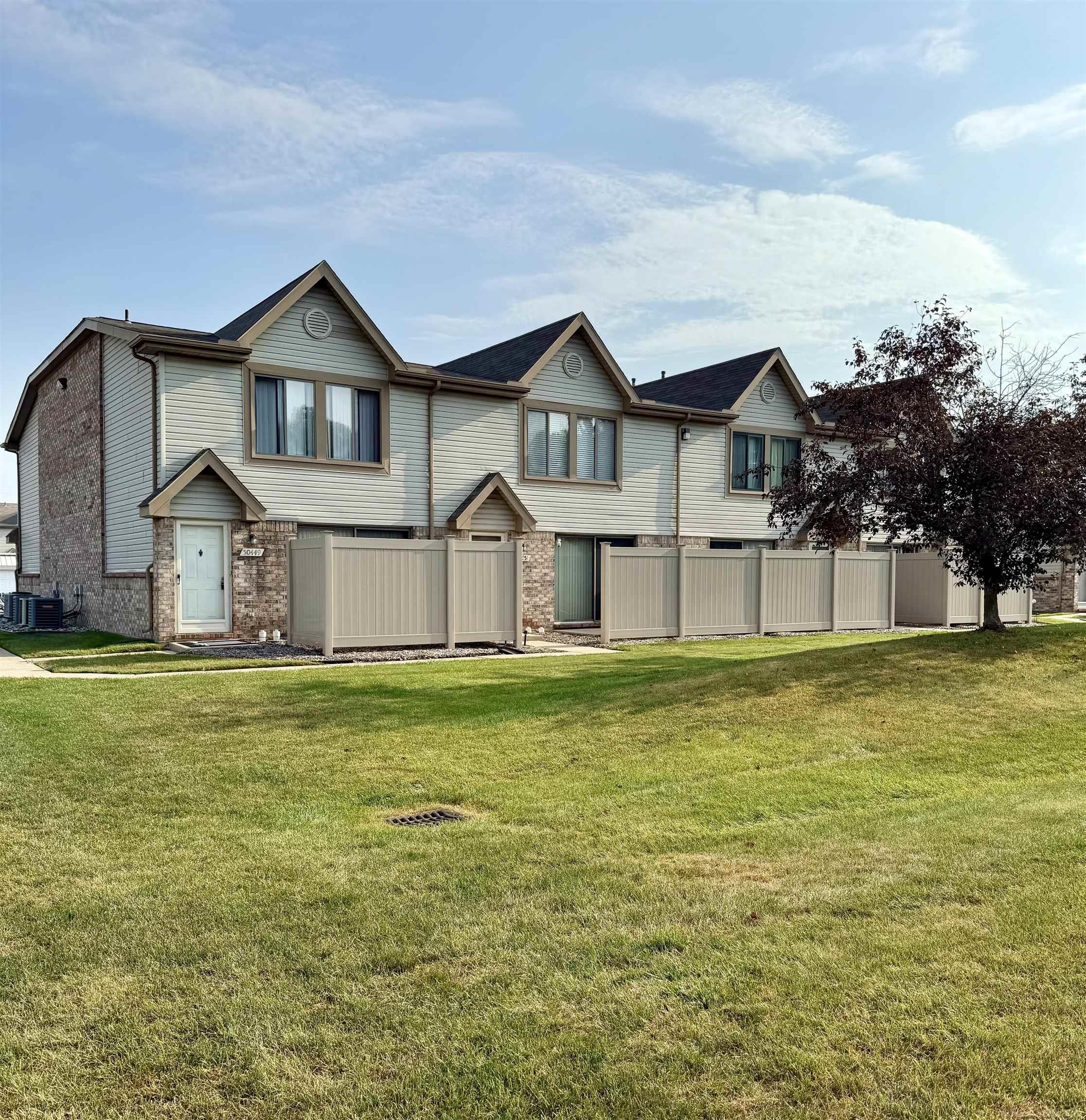50451 Bay Run North Street # 54