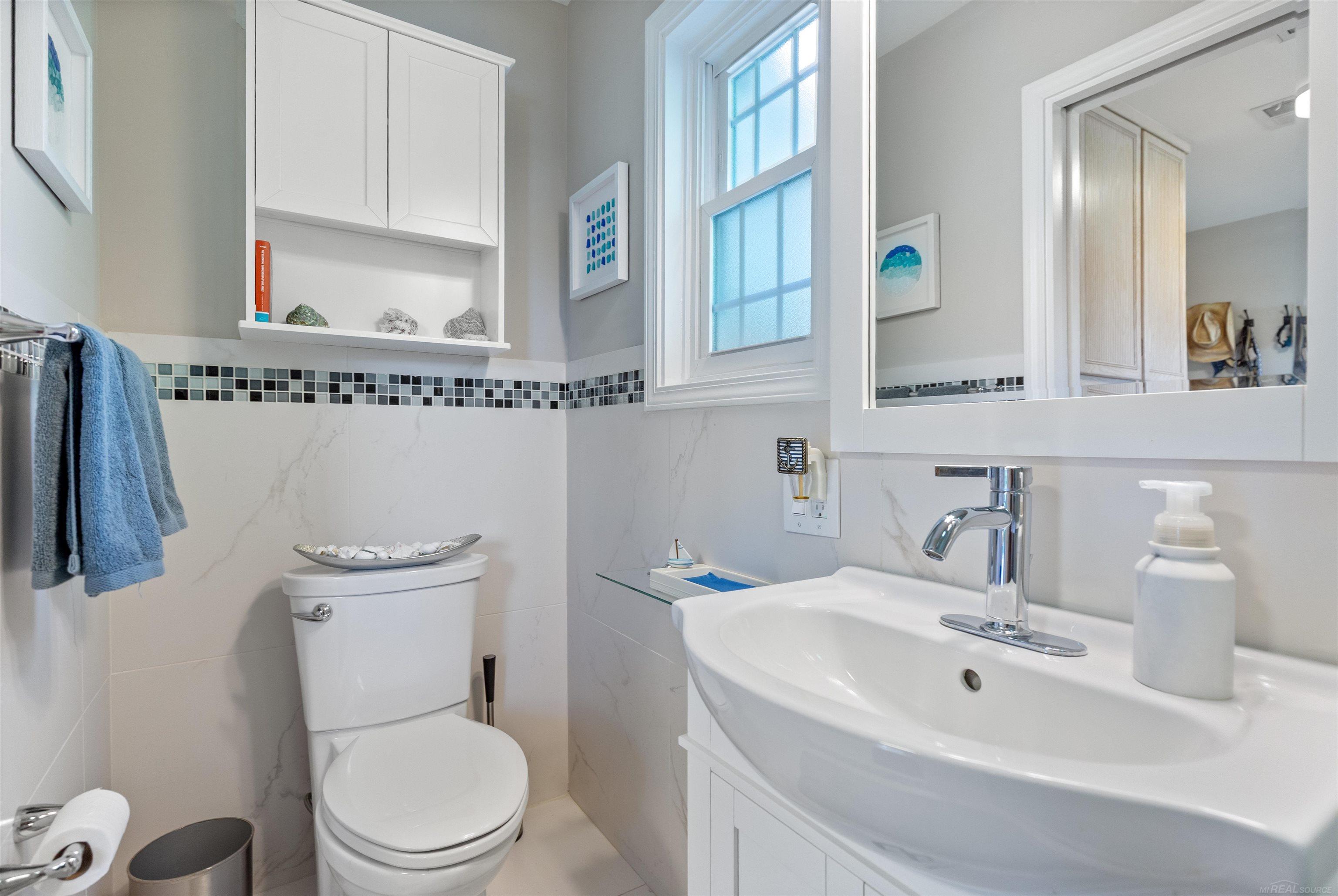 38098 Seaway Court