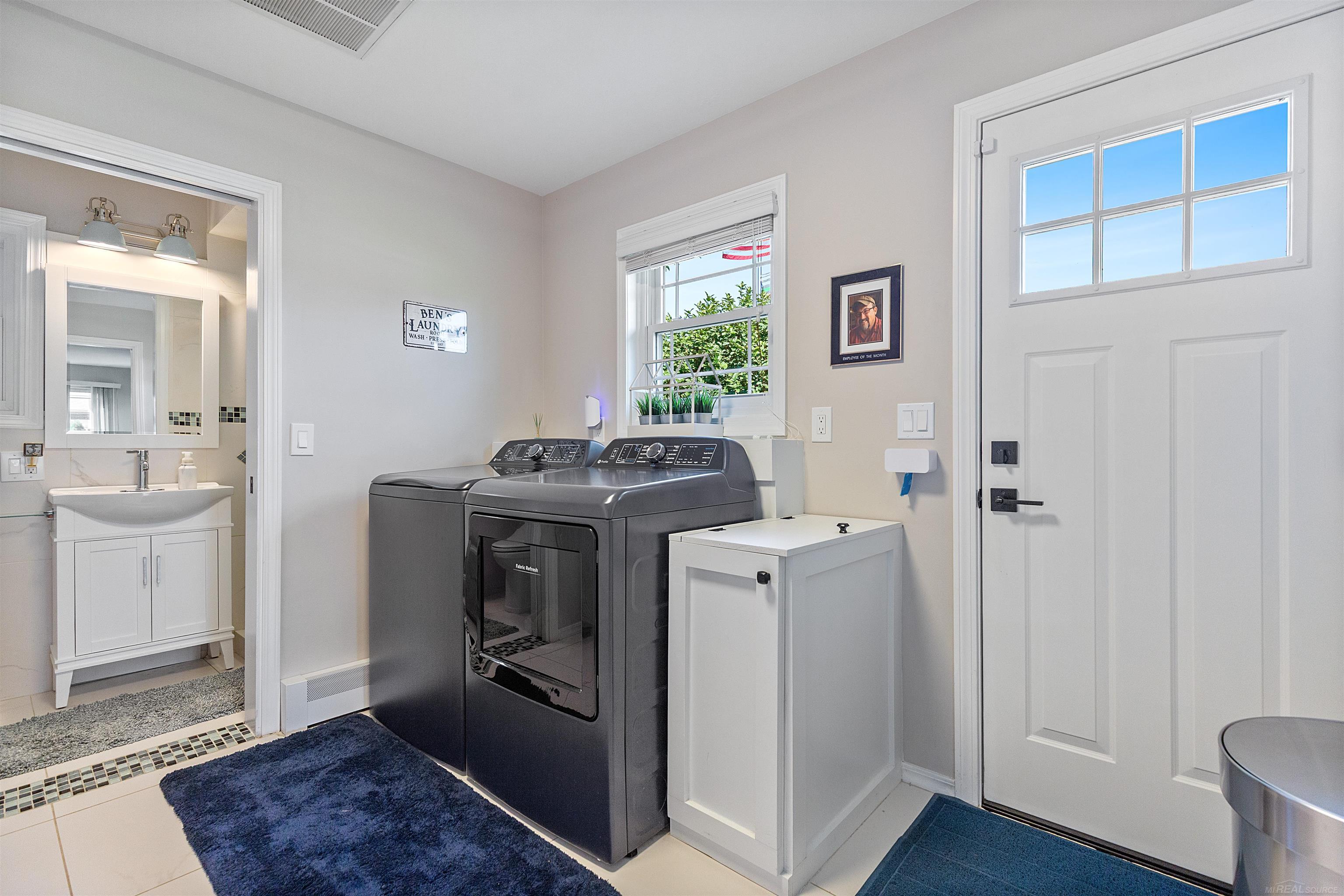 38098 Seaway Court