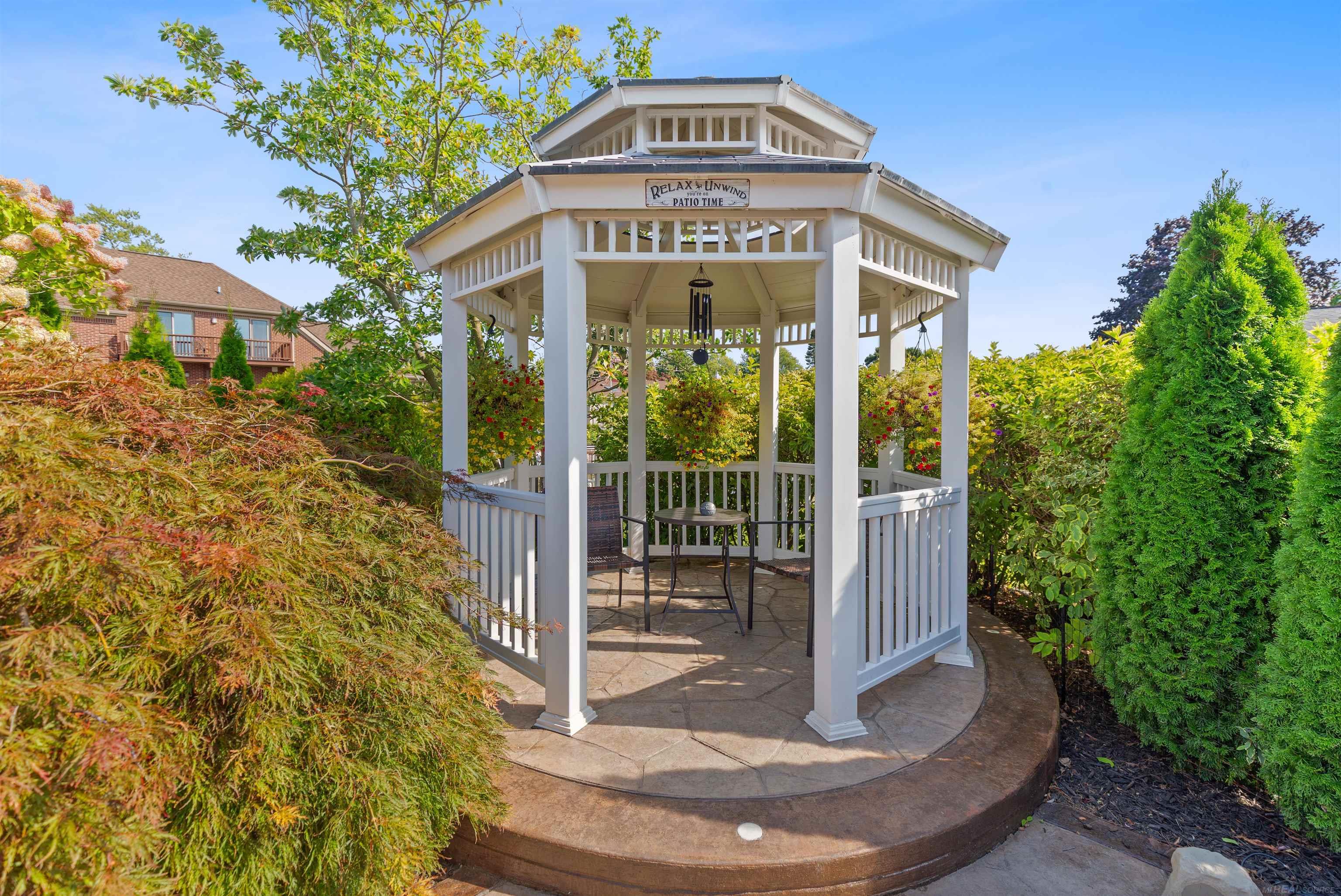 38098 Seaway Court