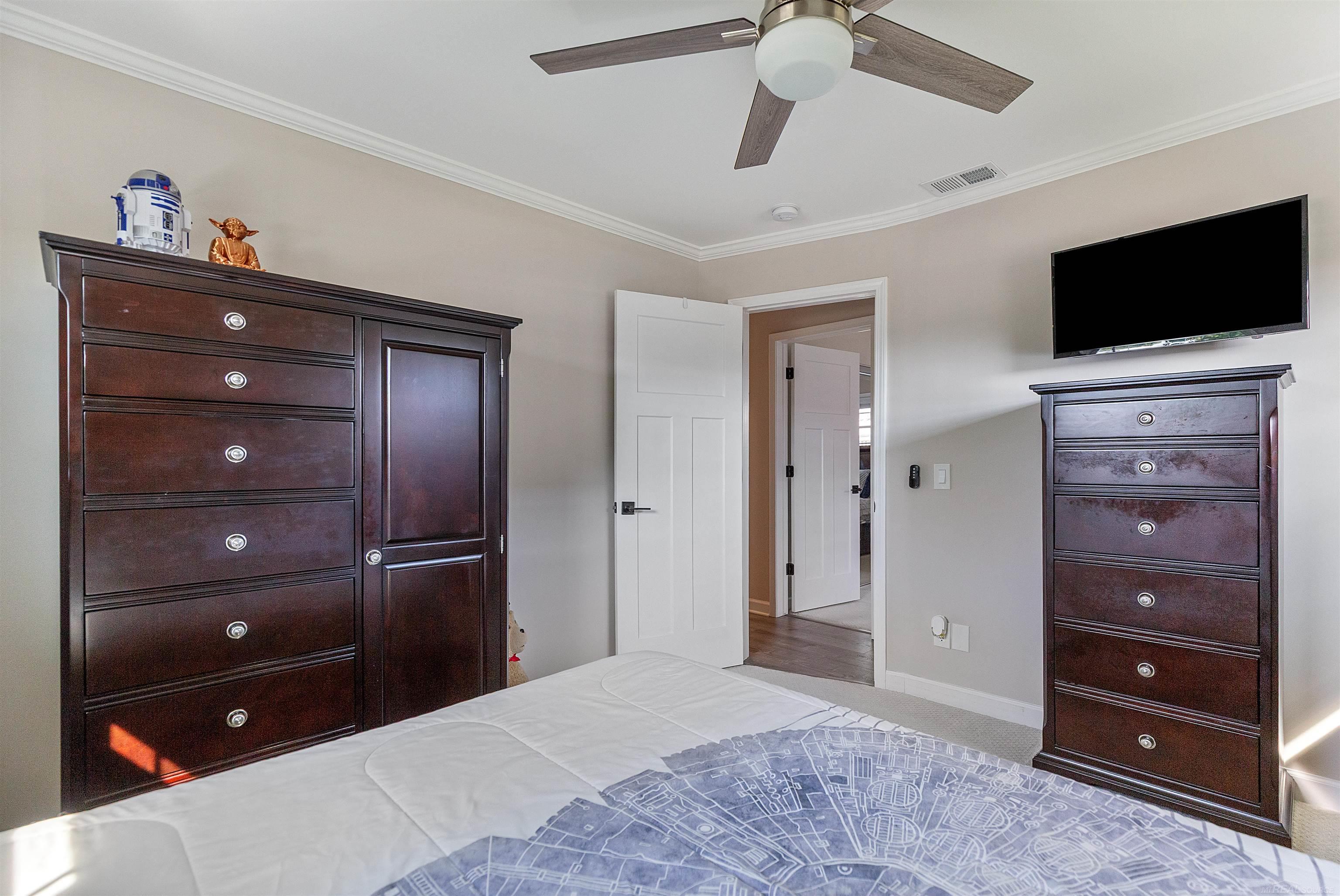 38098 Seaway Court