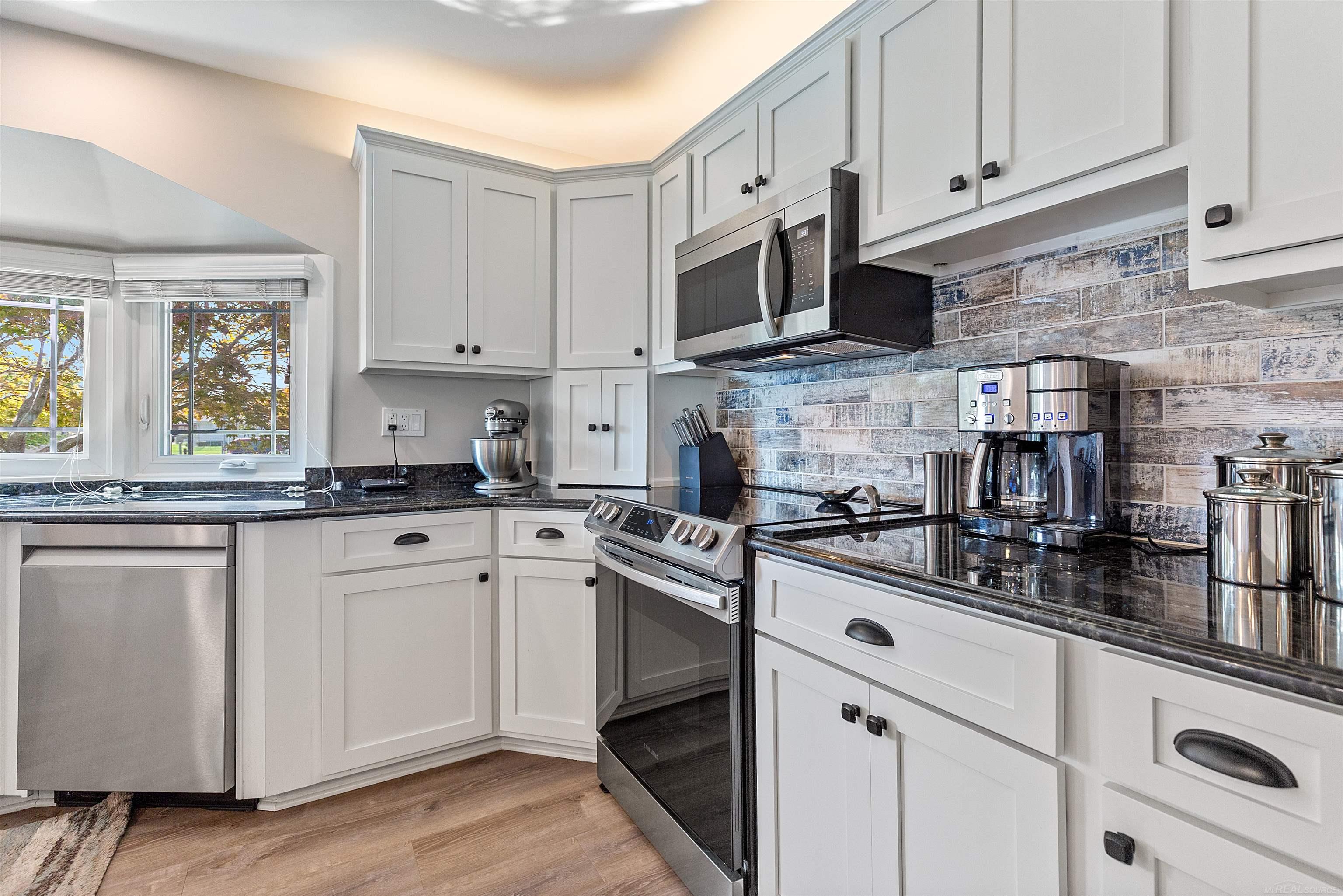 38098 Seaway Court