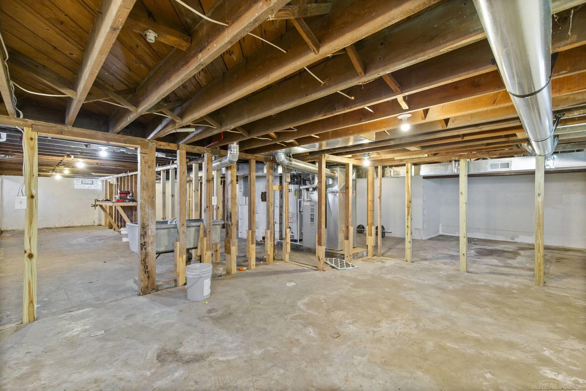 1713 Jenks Street, Port Huron