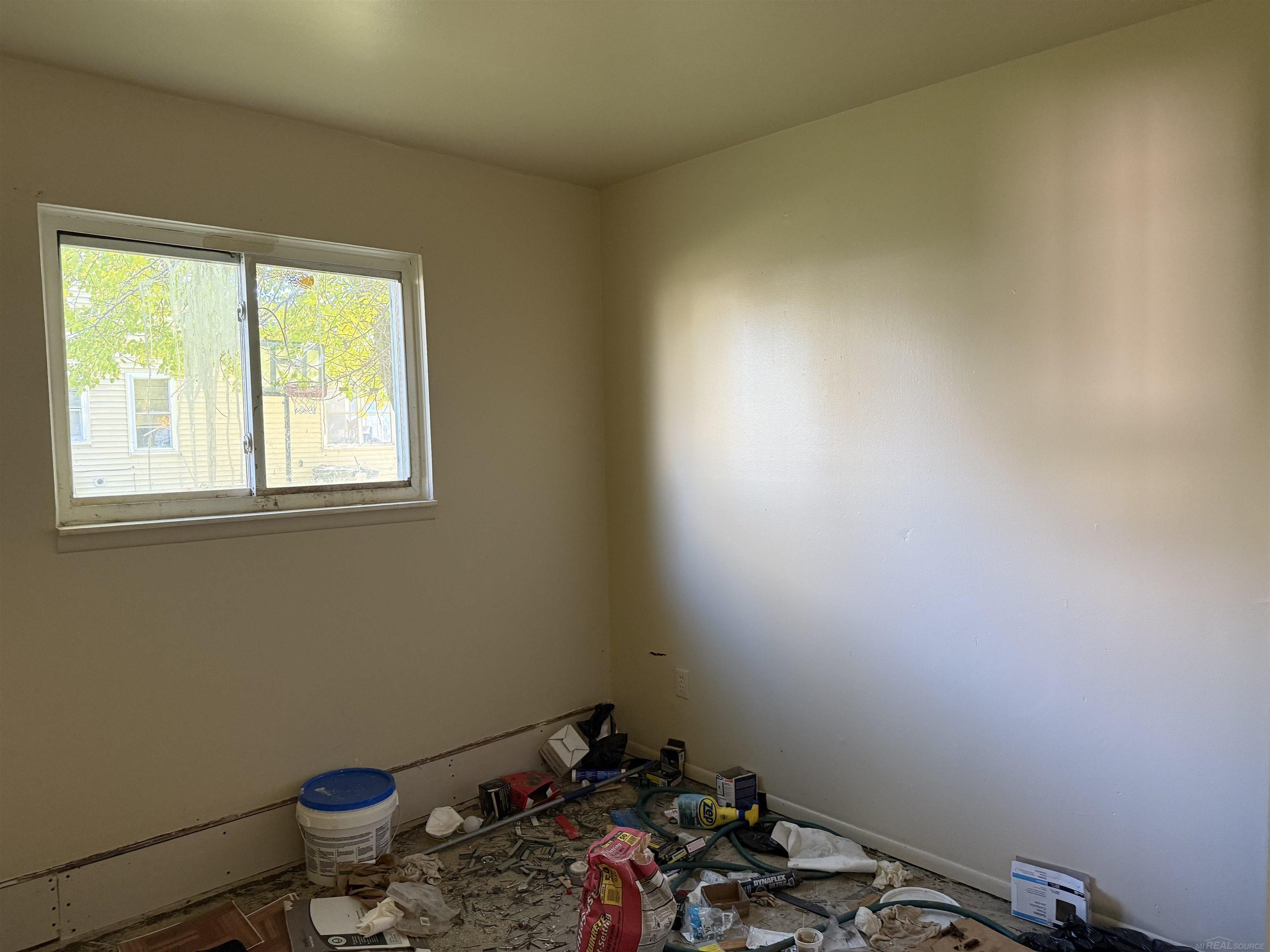 11051 Maxwell Avenue