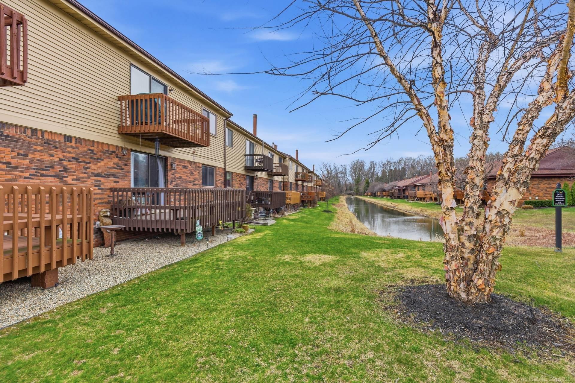 38604 Lanse Creuse Street