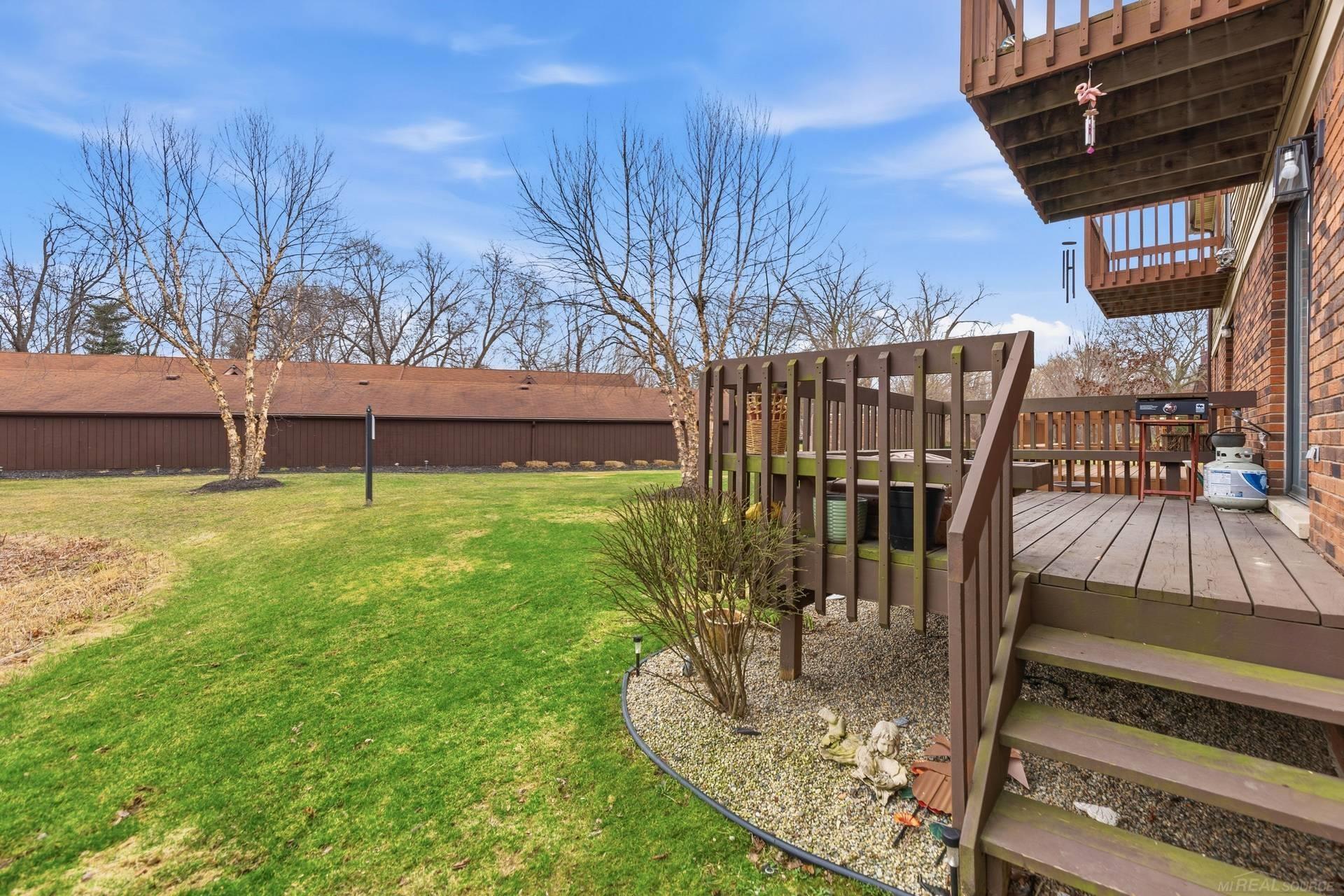 38604 Lanse Creuse Street