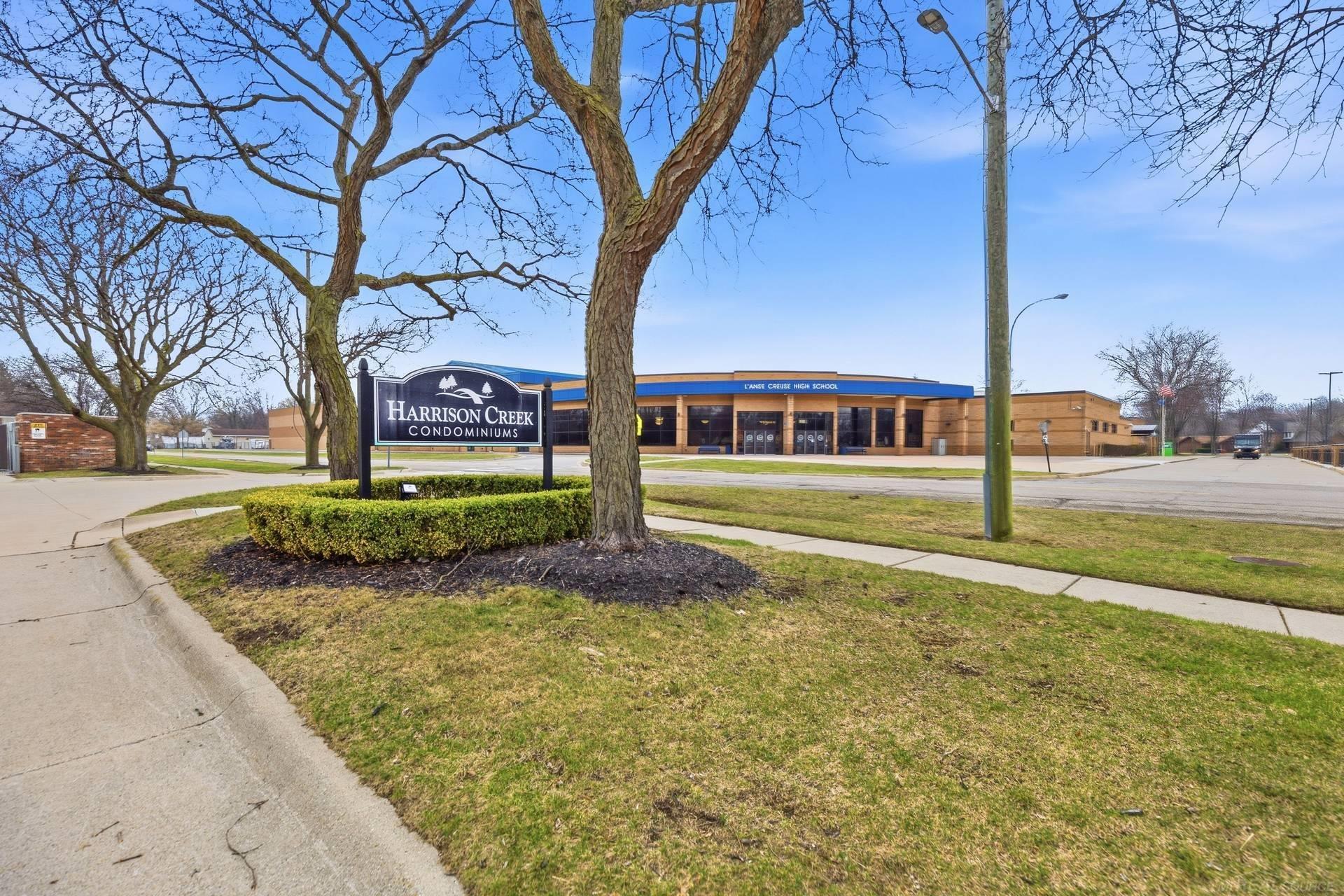 38604 Lanse Creuse Street