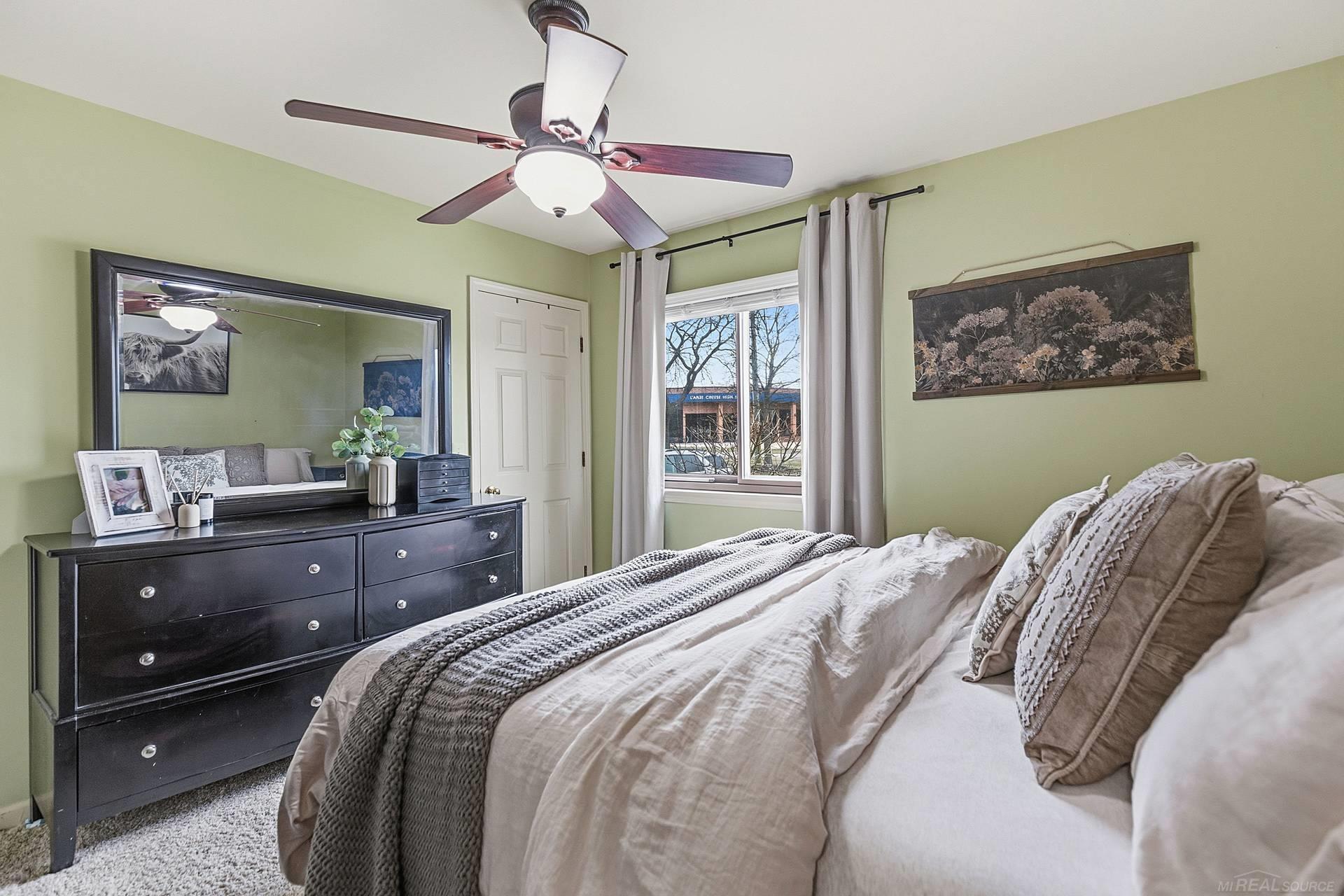 38604 Lanse Creuse Street