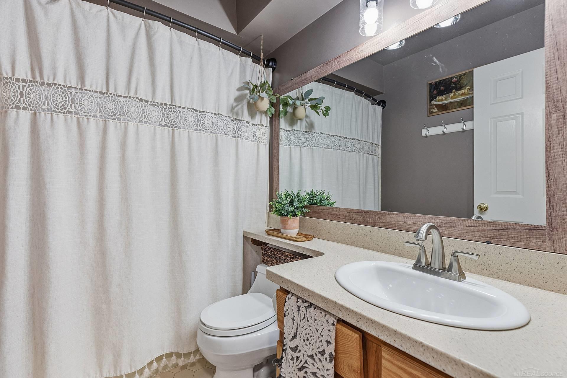 38604 Lanse Creuse Street