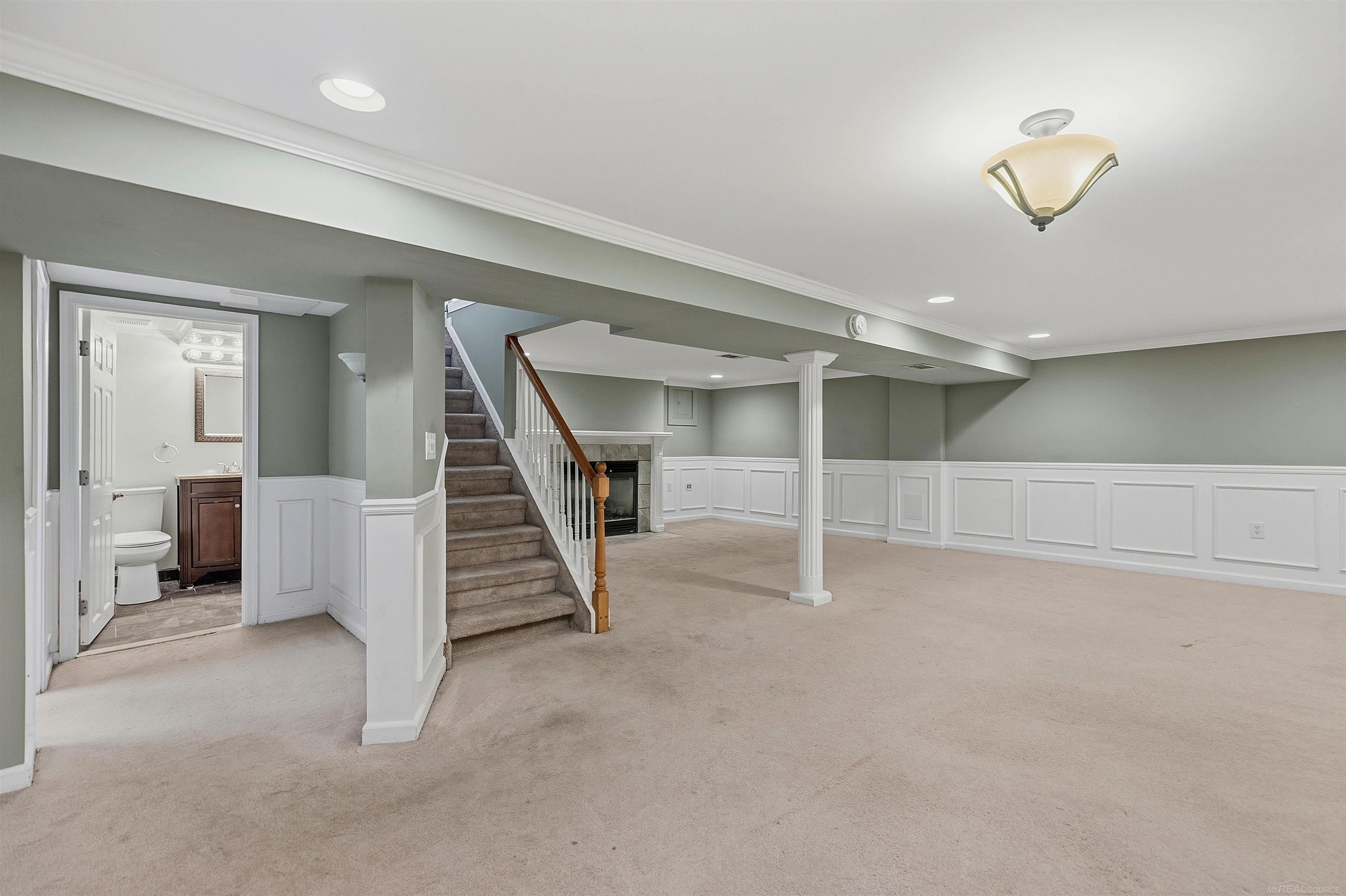 30121 Gloede Drive