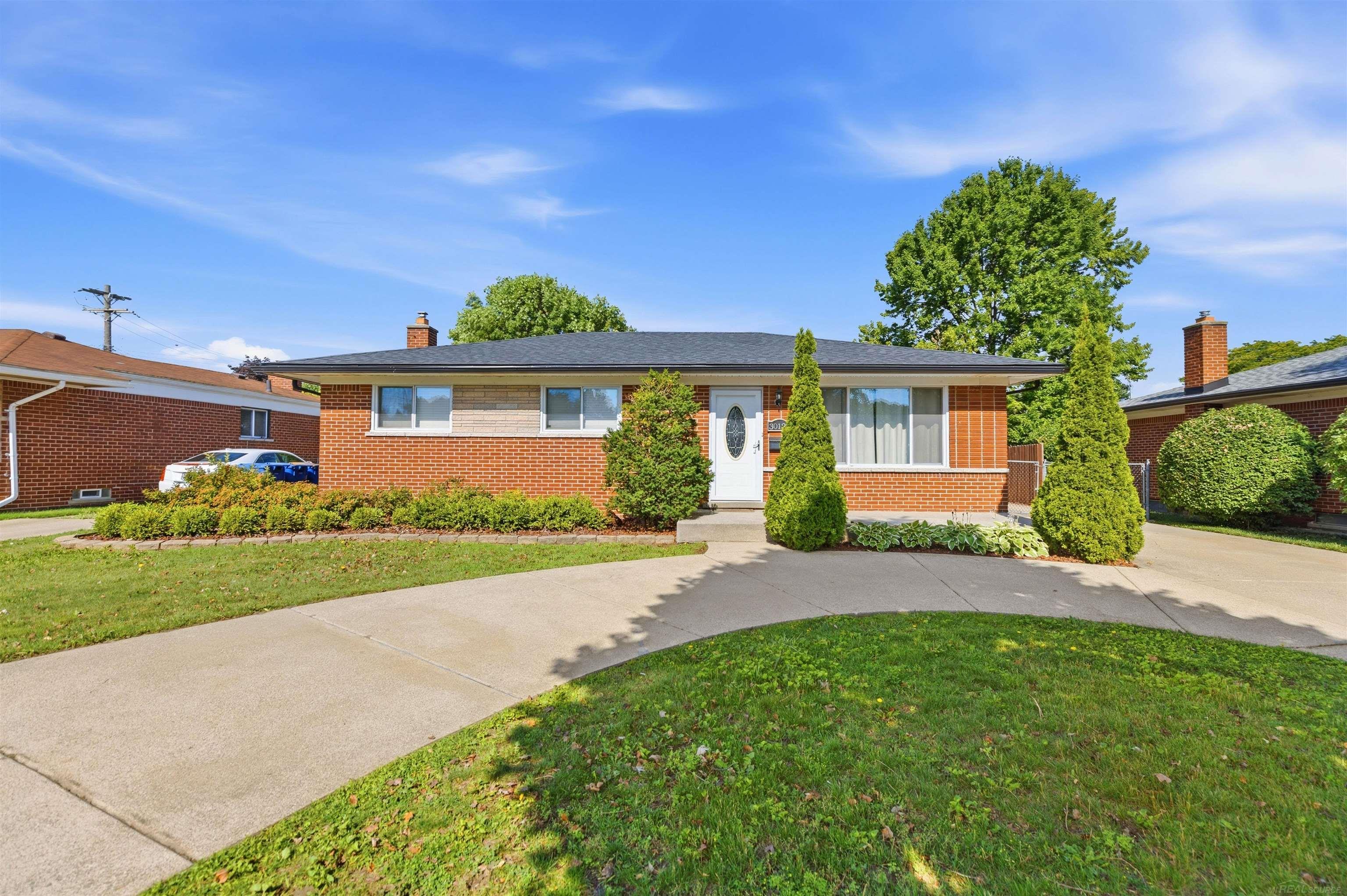 30121 Gloede Drive