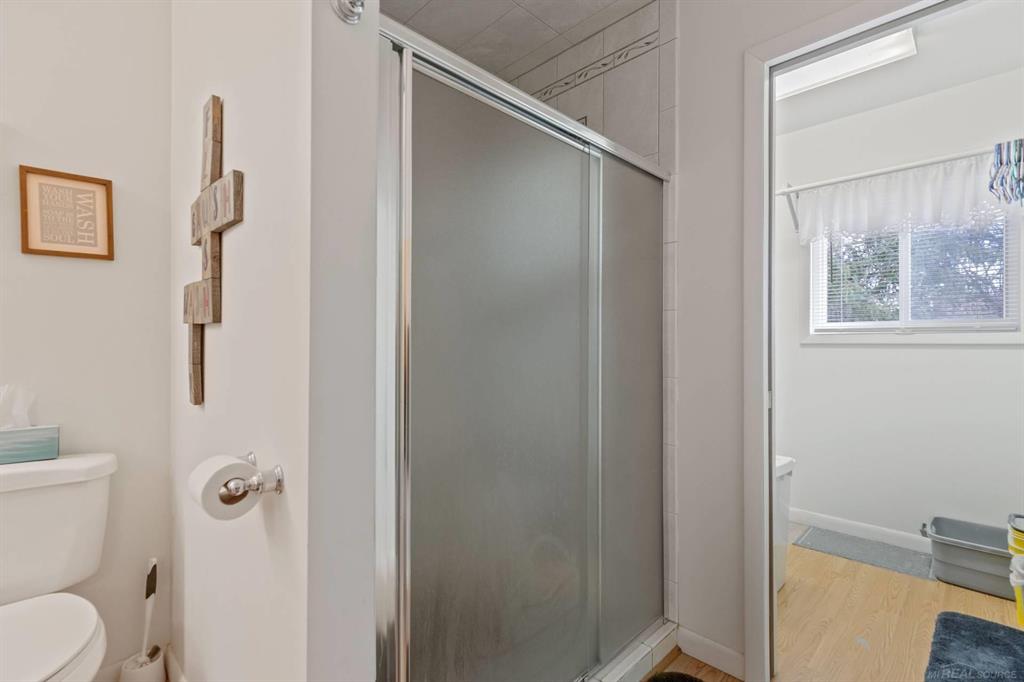 8368 E Lippincott Blvd