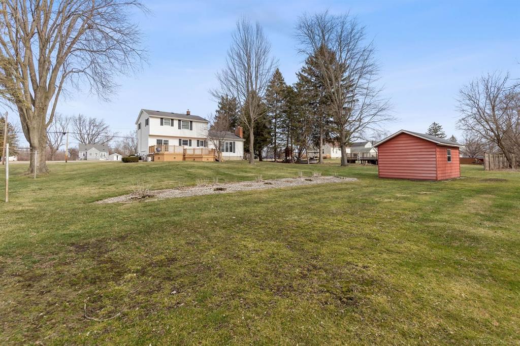 8368 E Lippincott Blvd