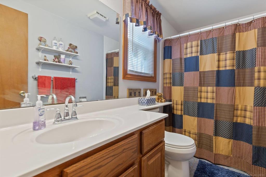 8368 E Lippincott Blvd