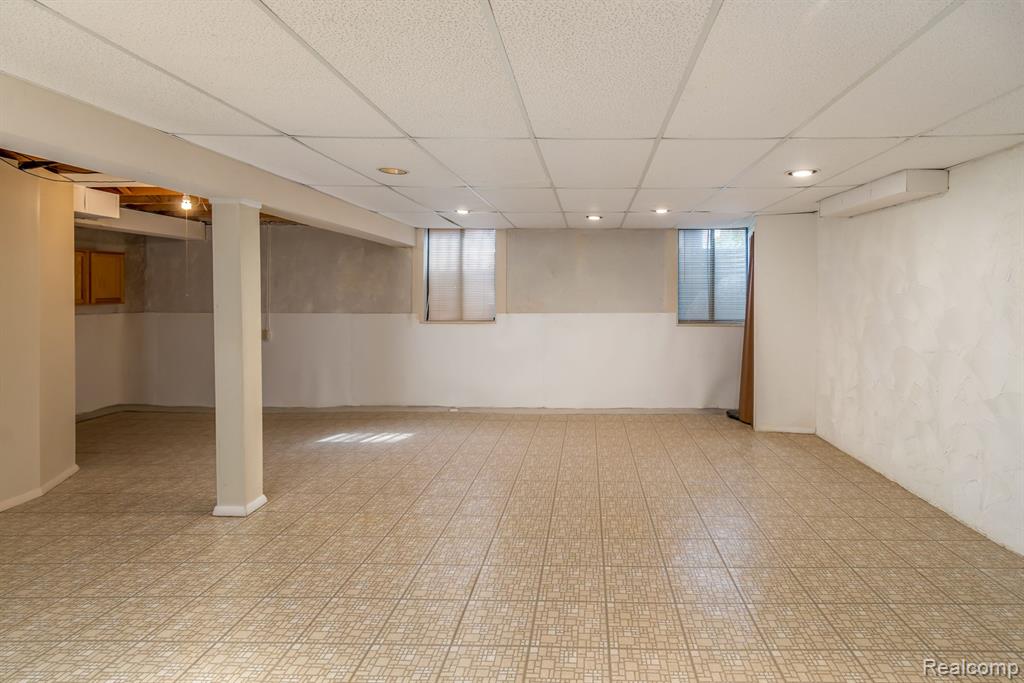 49326 Marquette